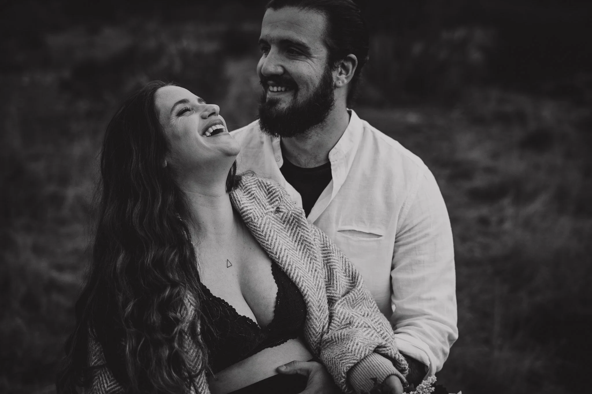 Fotografía de Maternidad. Reportaje de embarazo Jaén. Fotografa/Fotografo en Zafra, Badajoz, Extremadura. Fotógrafa en Jaén, Fotógrafa de embarazo y maternidad Jaén, Fotógrafo/a Cazorla. Sesión de fotografía en familia. 