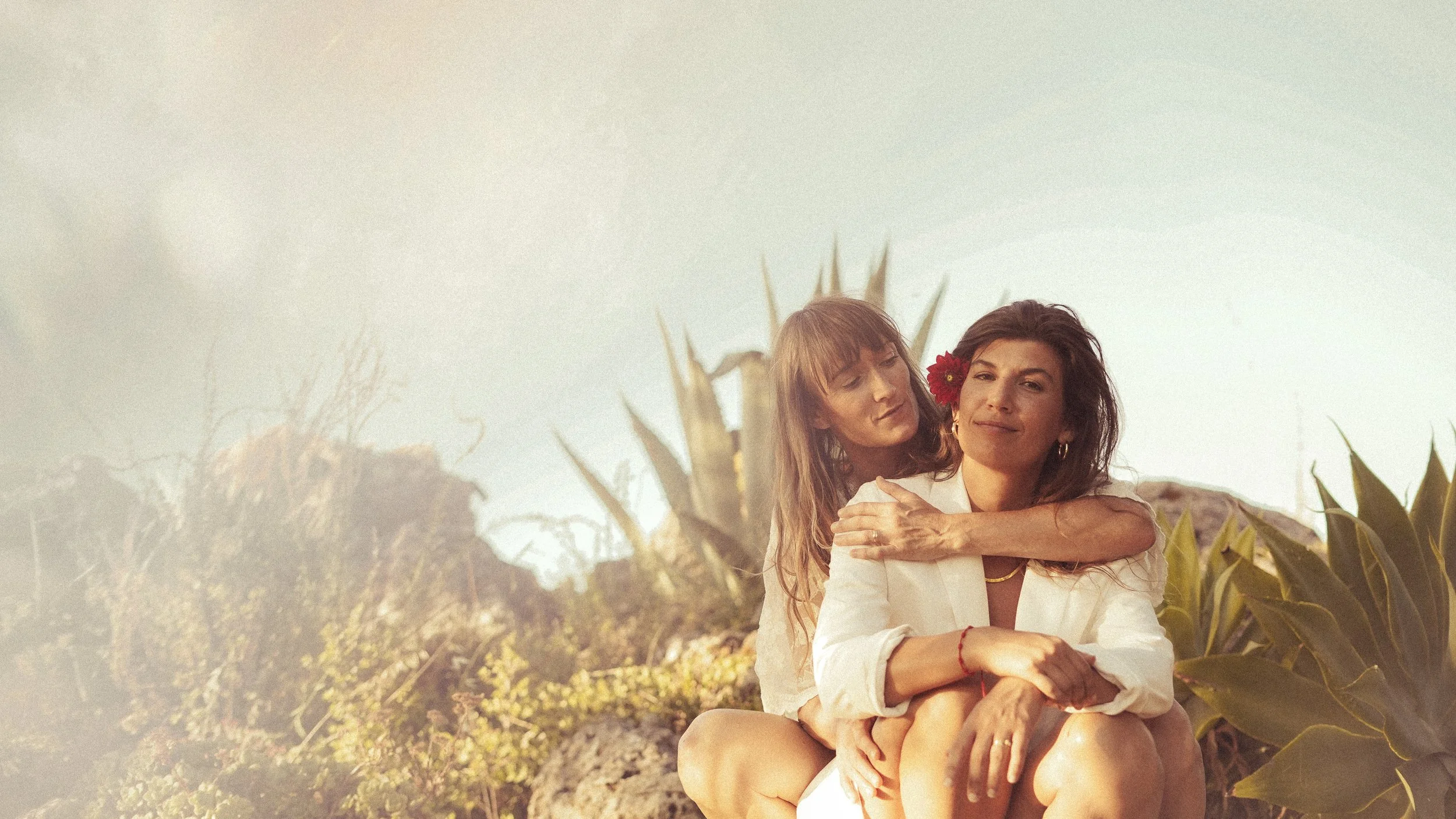 Amber & Danielle Wedding Cadiz-fotografabodasandalucia-martaflower.Cazorla-300.jpg