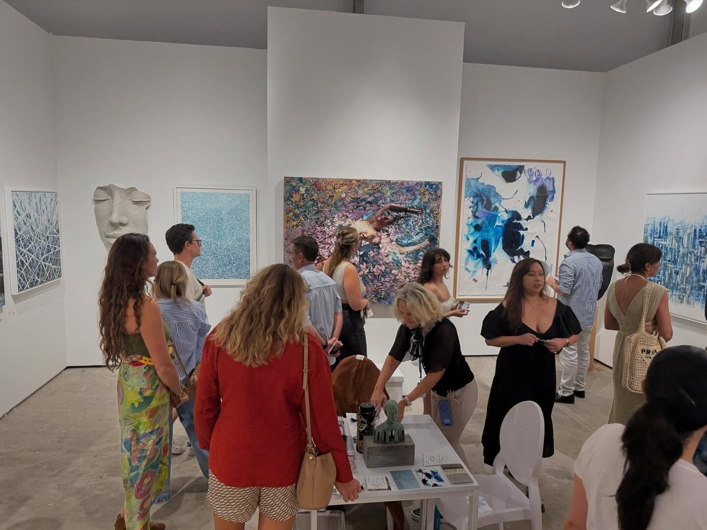 A luminous day at Context @artmiami, filled with conversations, curiosity, and connection. Thank you to all the visitors, collectors, gallerists, and artists who stopped by and shared their stories. The art world feels like home on days like this. He