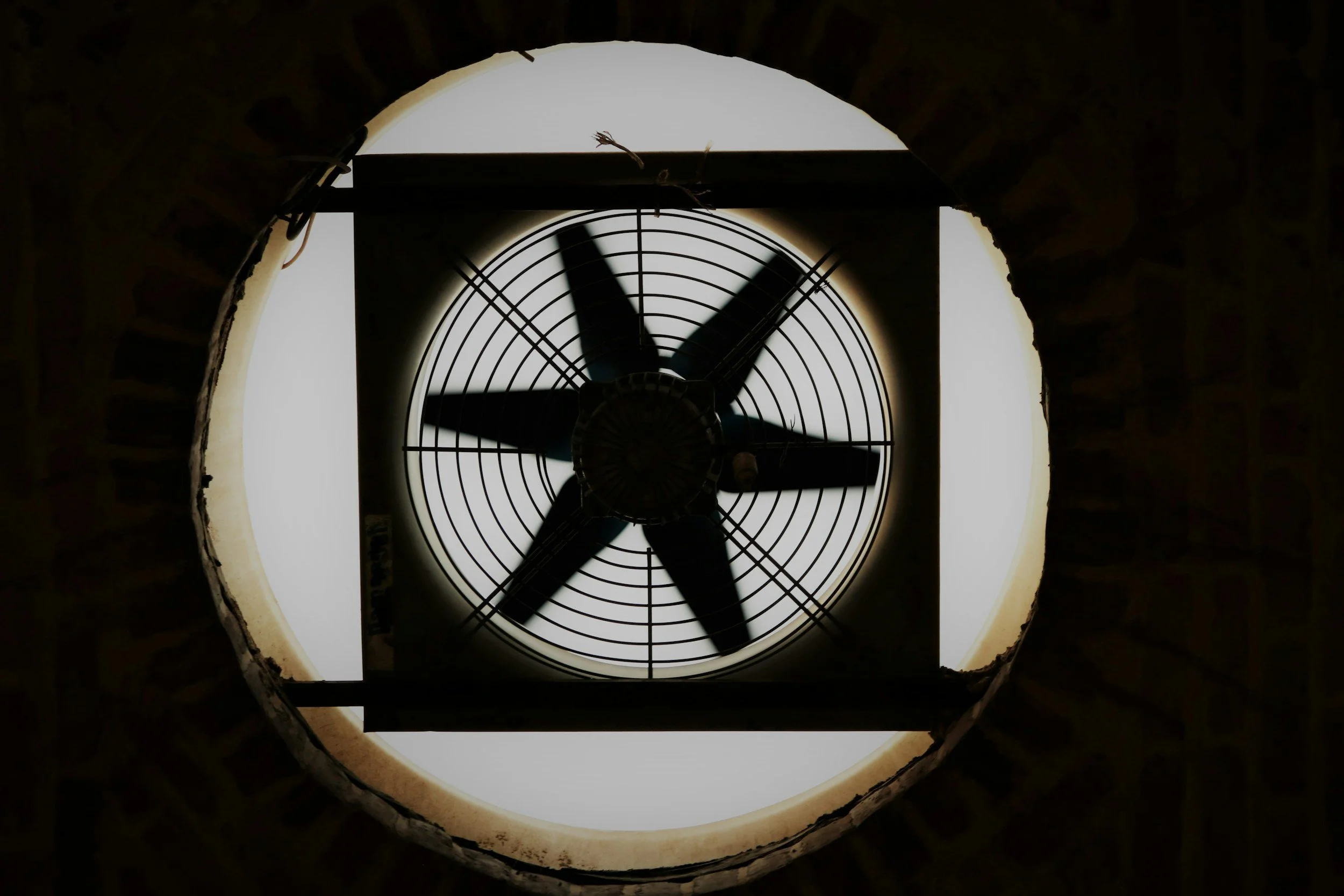 Replacing Bathroom Exhaust Fans: What Elk Grove Homeowners Should Know