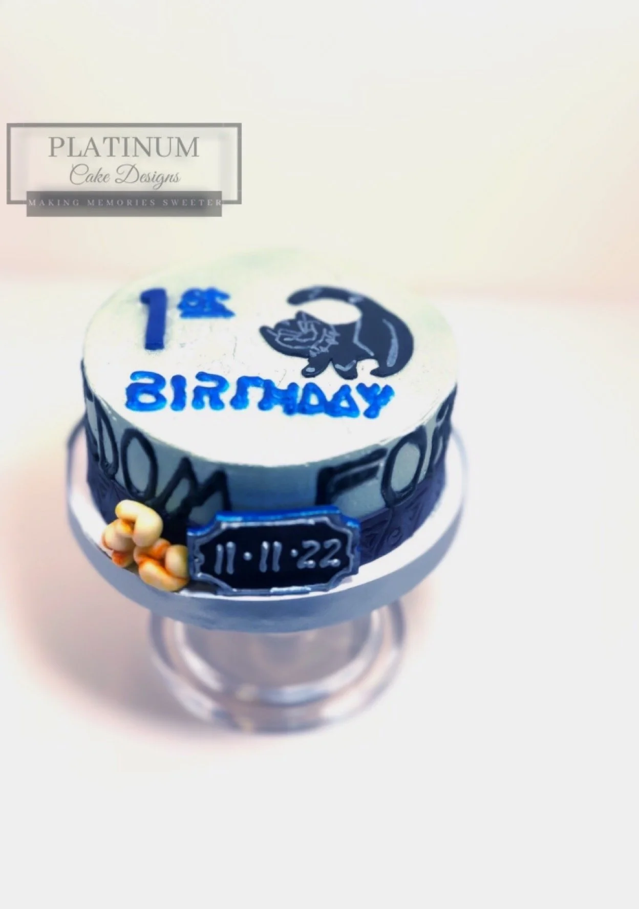 1st birthday Black Panther movie premier smash cake v2.JPG