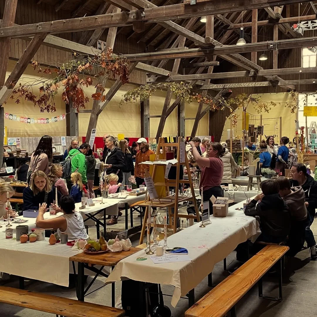 🧵✂️✨ Kreativität pur in Niederstetten!Die 30. Basteltage am 18. & 19. Oktober in den Frickental (2).jpg