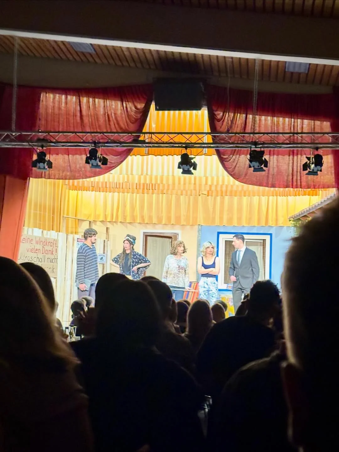 🎭 Dorftheater Vorbachzimmern – Saisonfinale 2026 👏🏼Mit Freunden war ich gestern bei der final (3).jpg