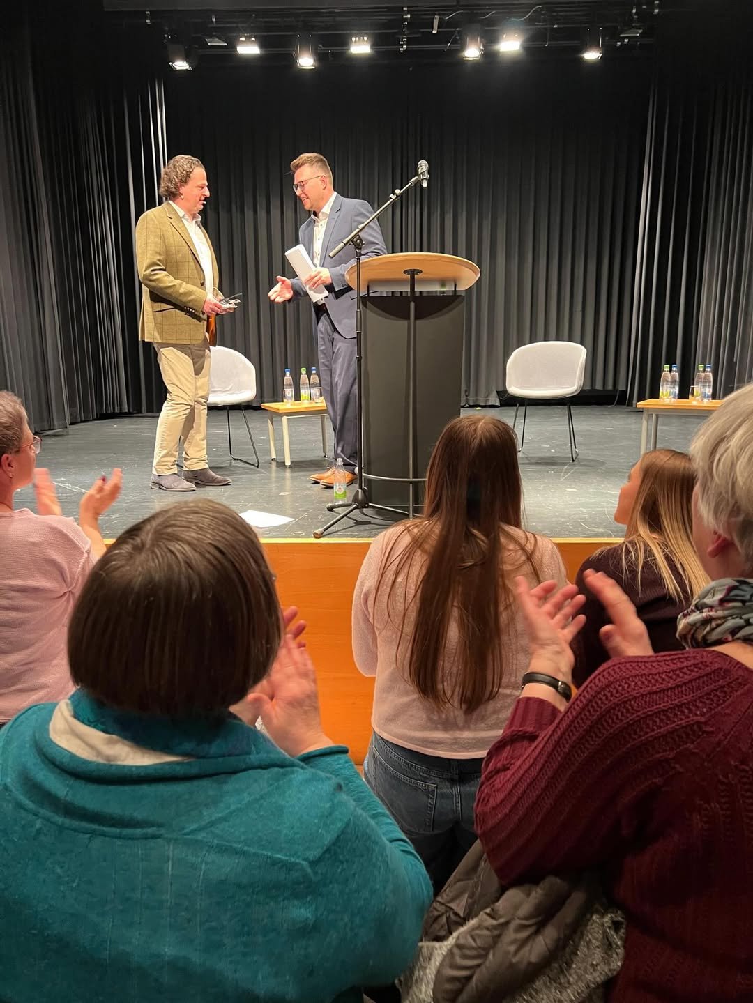 Offizielle Kandidatenvorstellung in NiederstettenWas für ein Abend gestern. 🤩Eine voll besetzte (3).jpg