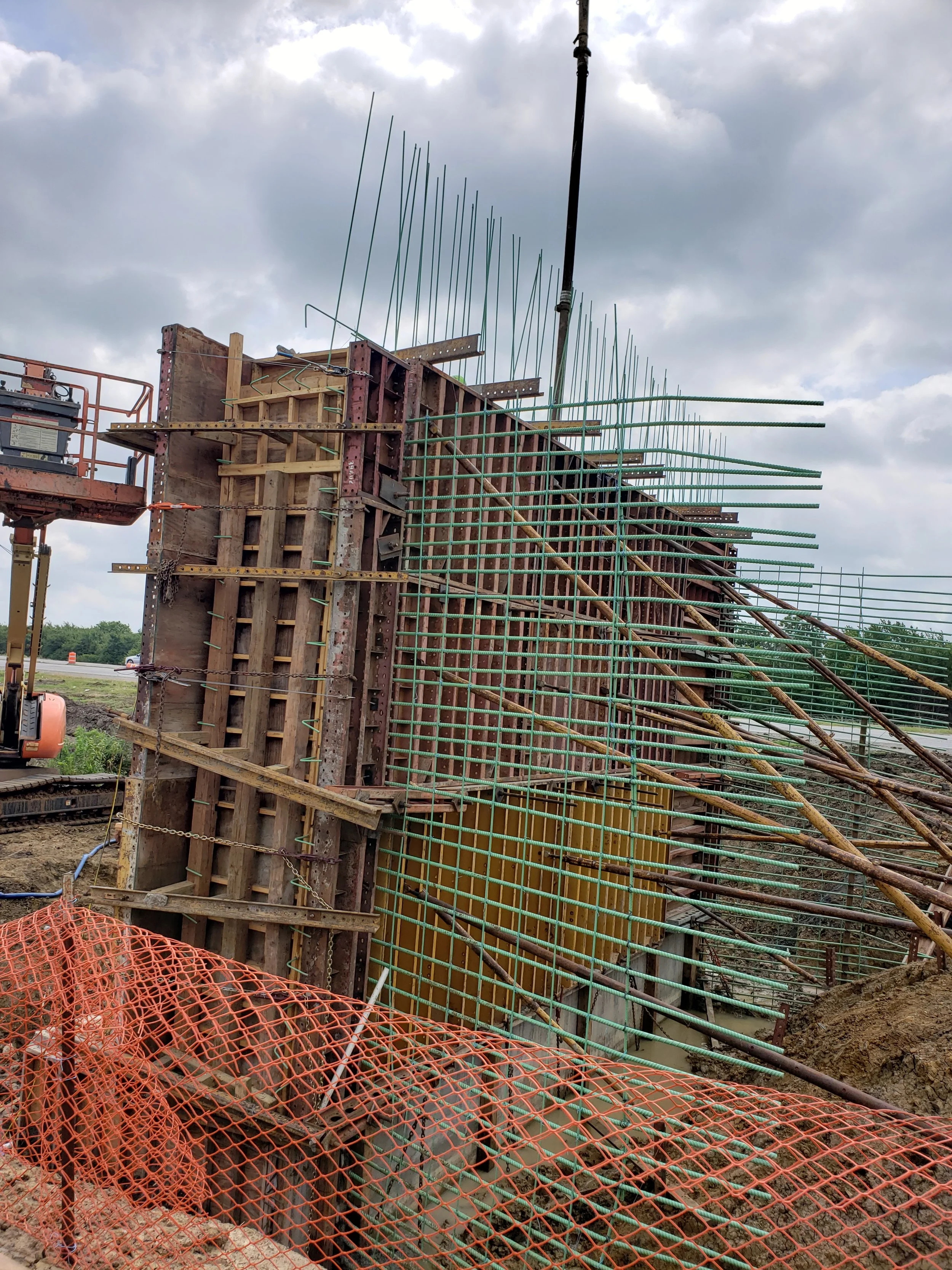 Forming bridge Abutment in Calera Oklahoma