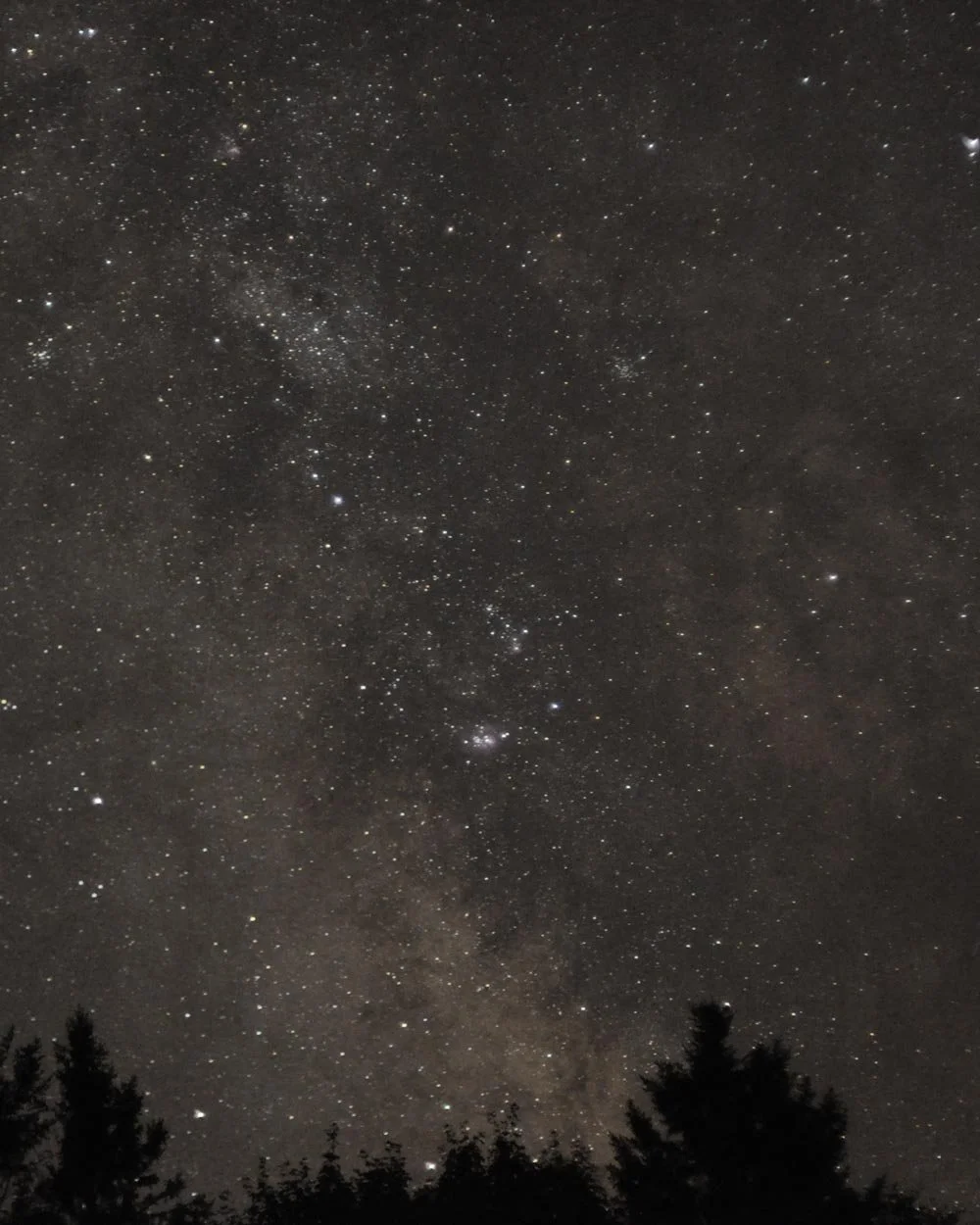 Photographie du ciel étoilé au mois d'août Aux Cinq Sens