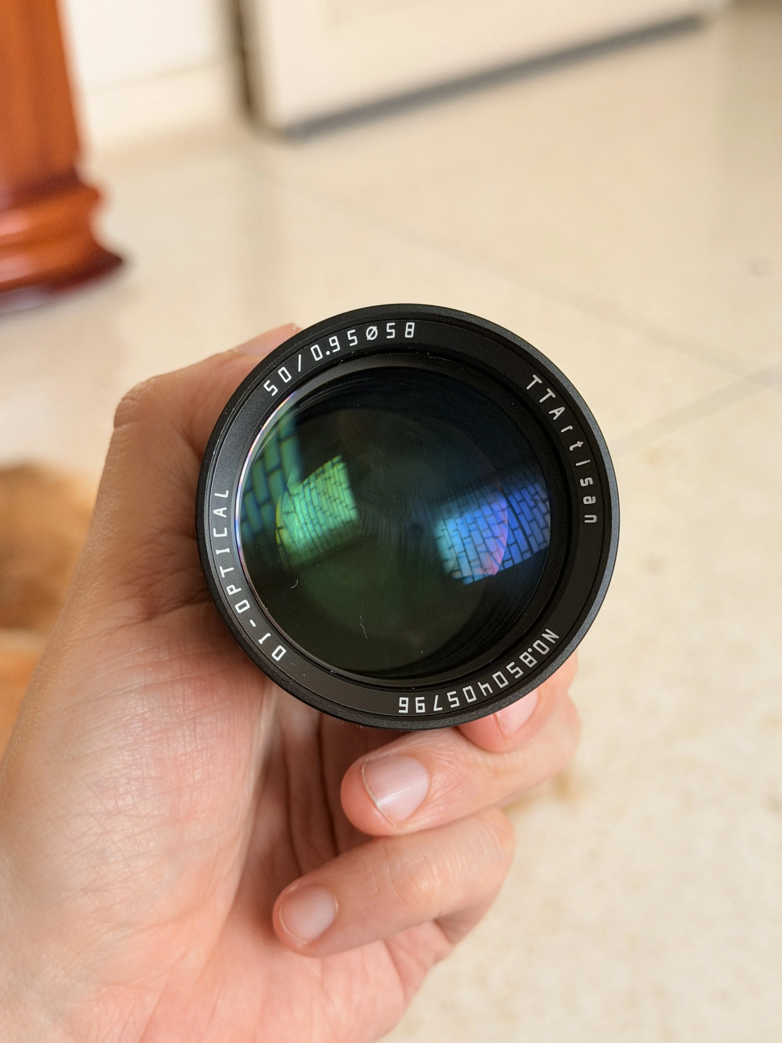 TTArtisan 50mm f/0.95 (Montura Micro Four Thirds / M43) — “look nocturno” y bokeh cremoso en un tele corto (100mm equiv.)