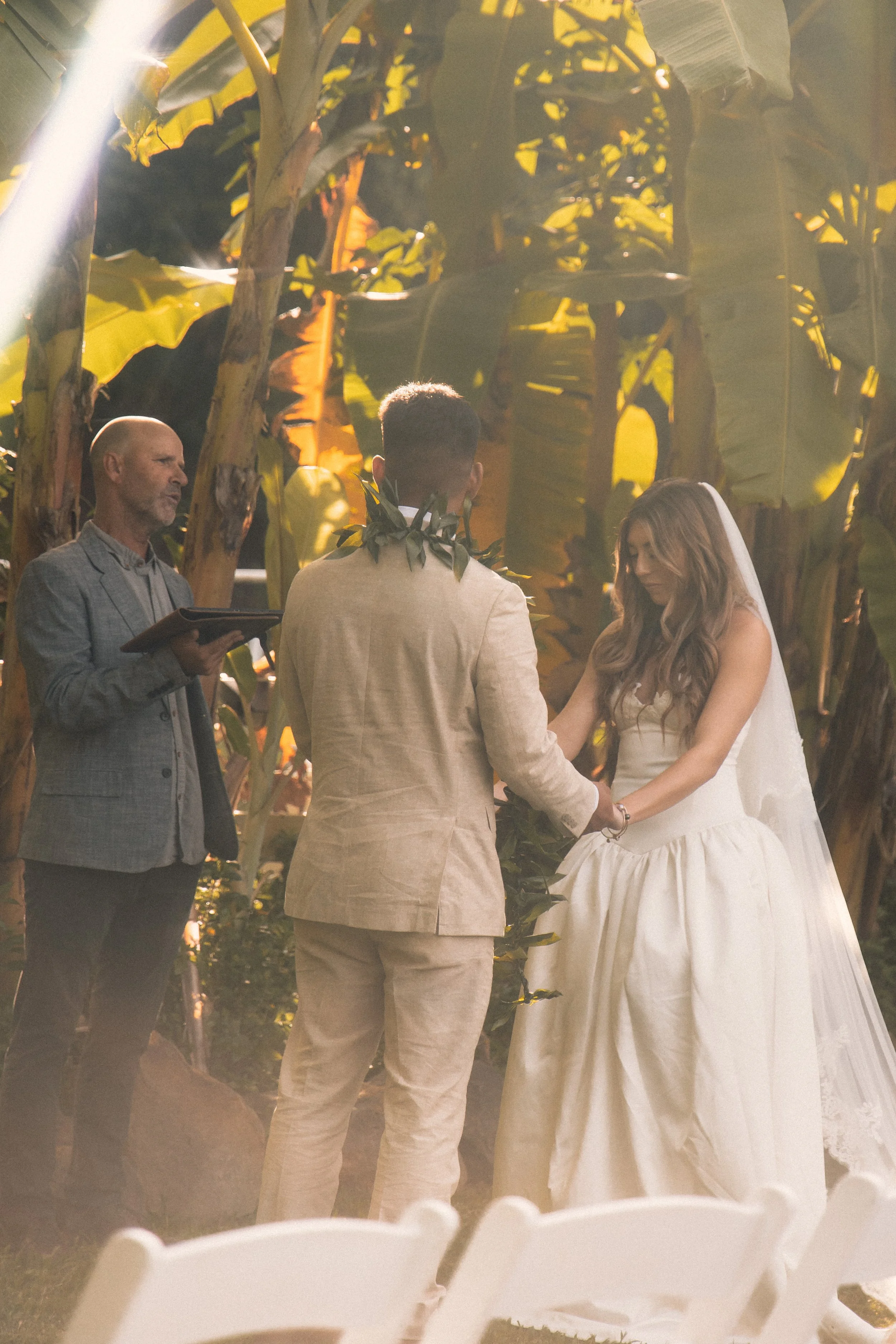 hawaii_wedding_photographer_oahu_couples_engagement-37.jpg