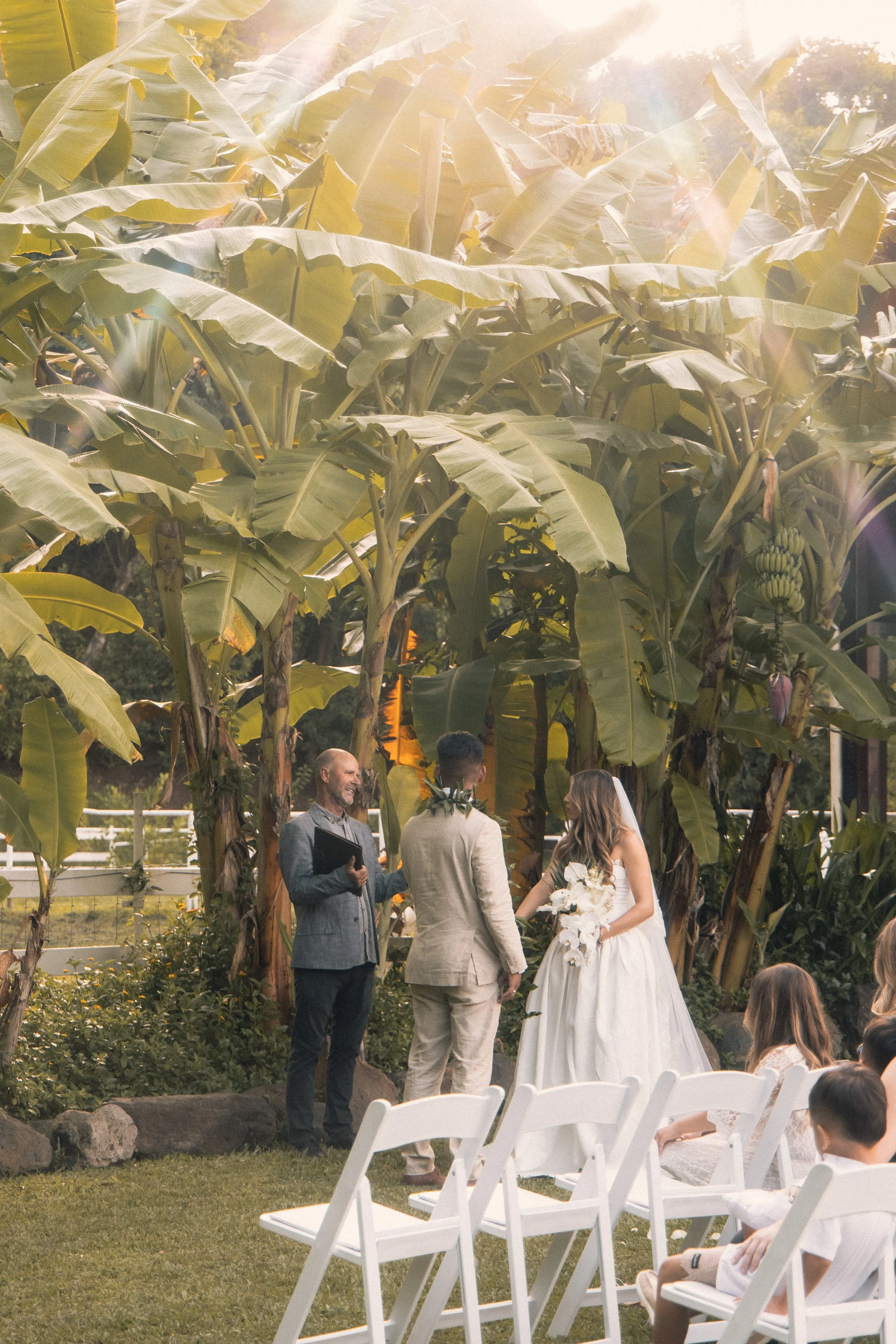 hawaii_wedding_photographer_oahu_couples_engagement-36.jpg