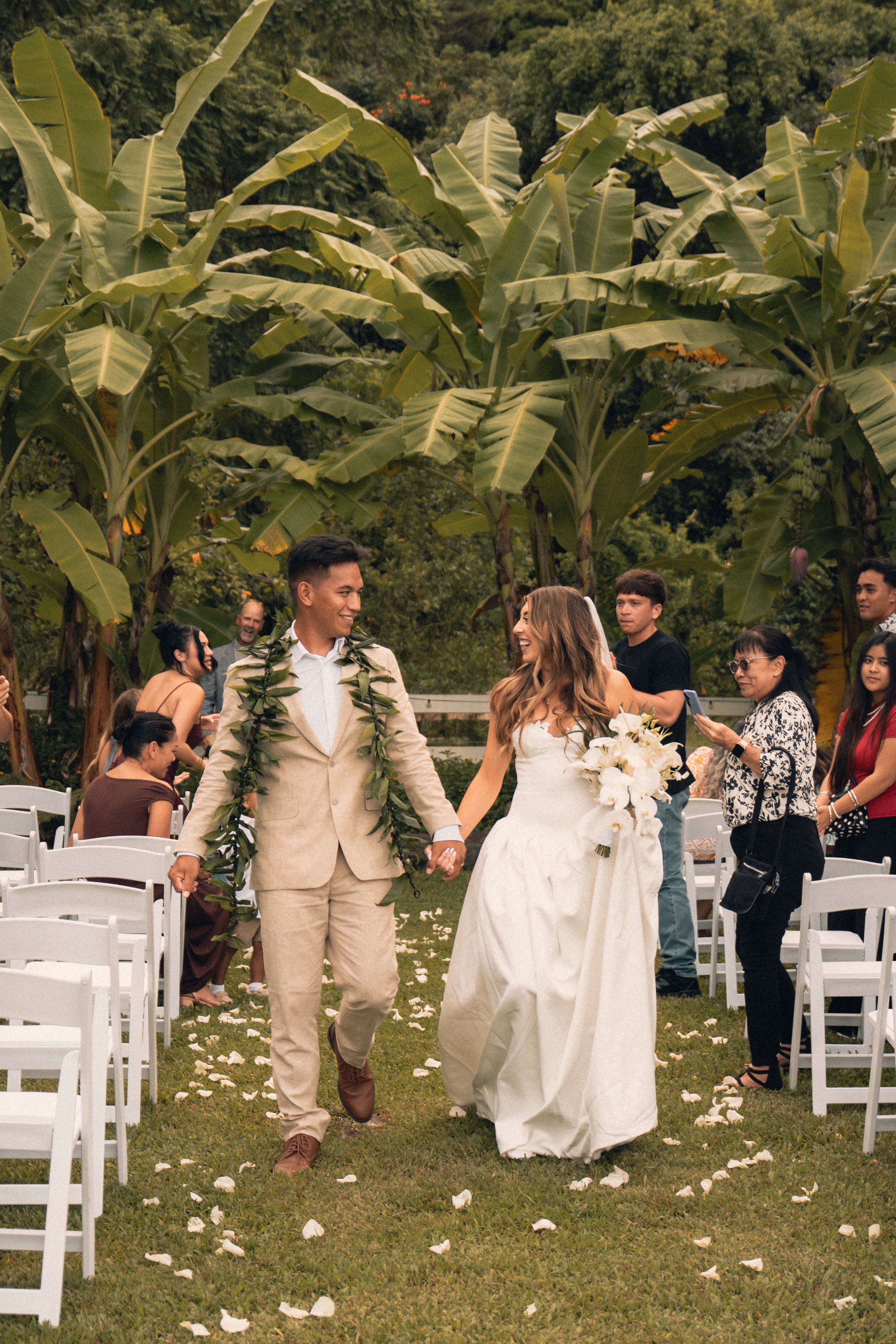 hawaii_wedding_photographer_oahu_couples_engagement-28.jpg