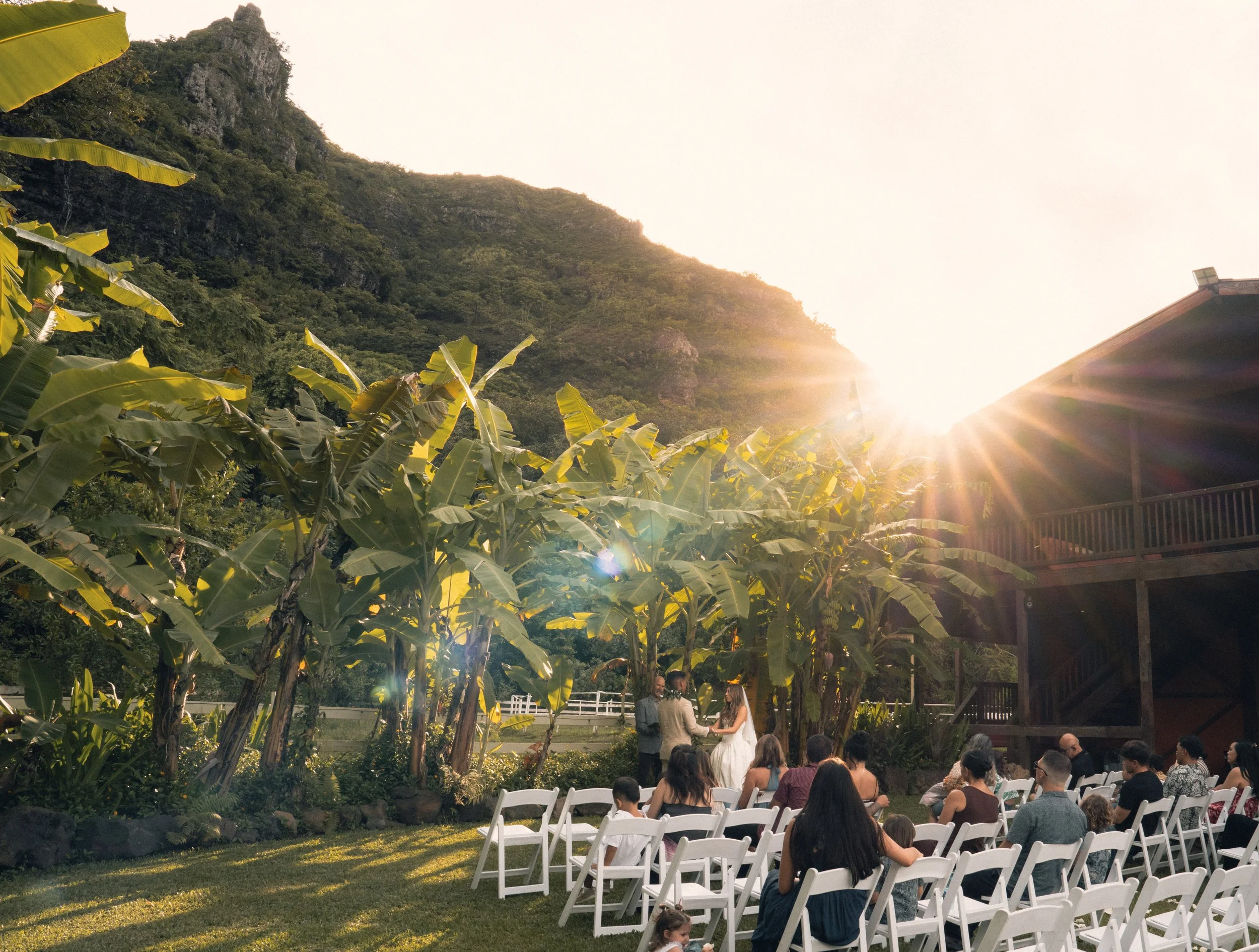 hawaii_wedding_photographer_oahu_couples_engagement-21.jpg