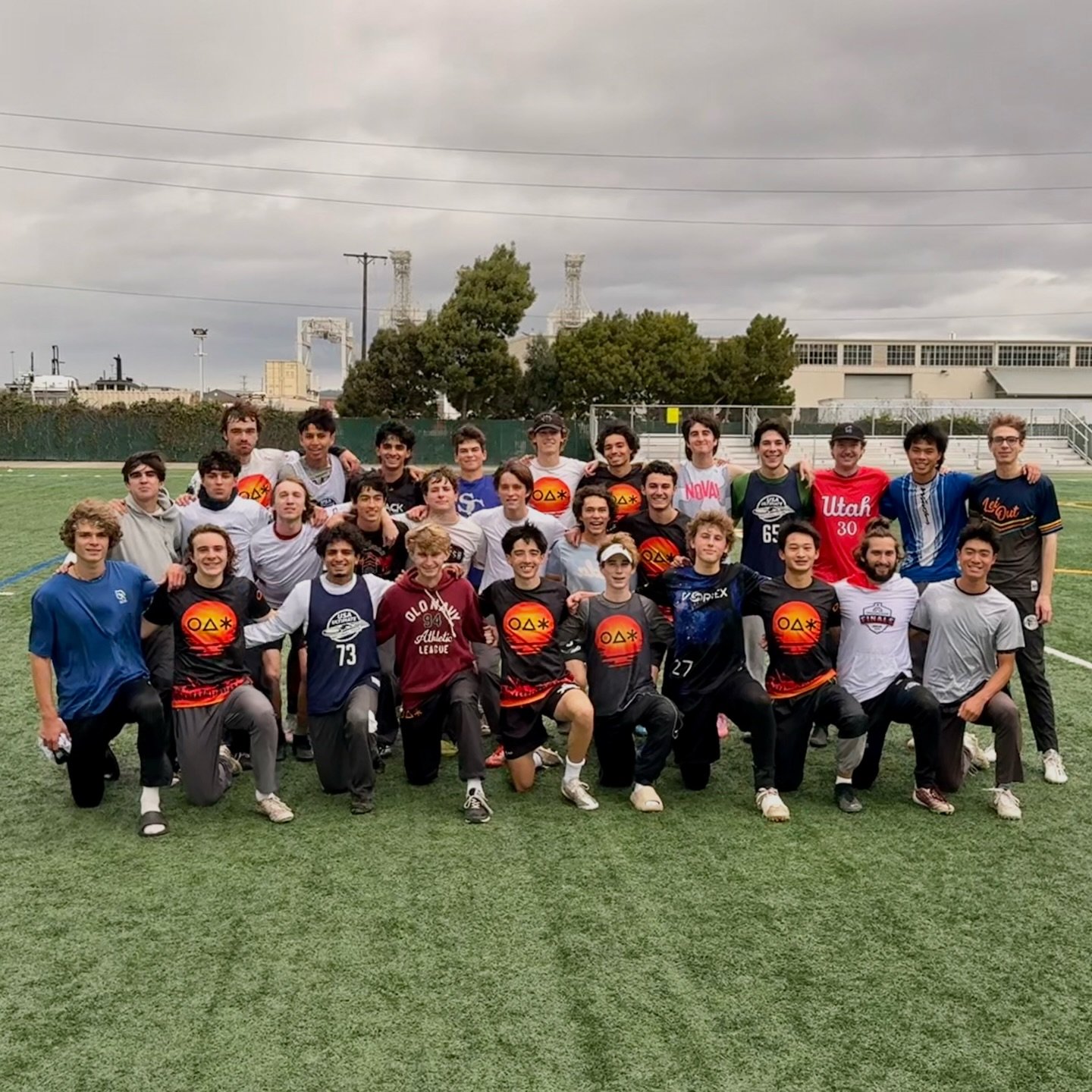 First annual U20 and OAK alumni game!  Took a long time to get here but proud of this group and the community they&rsquo;ve formed.  Awesome day and thanks for coming out everyone!  Final tally:
U20: 11
Recent Grads: 12
Elder Statesmen:  14 💪💪💪