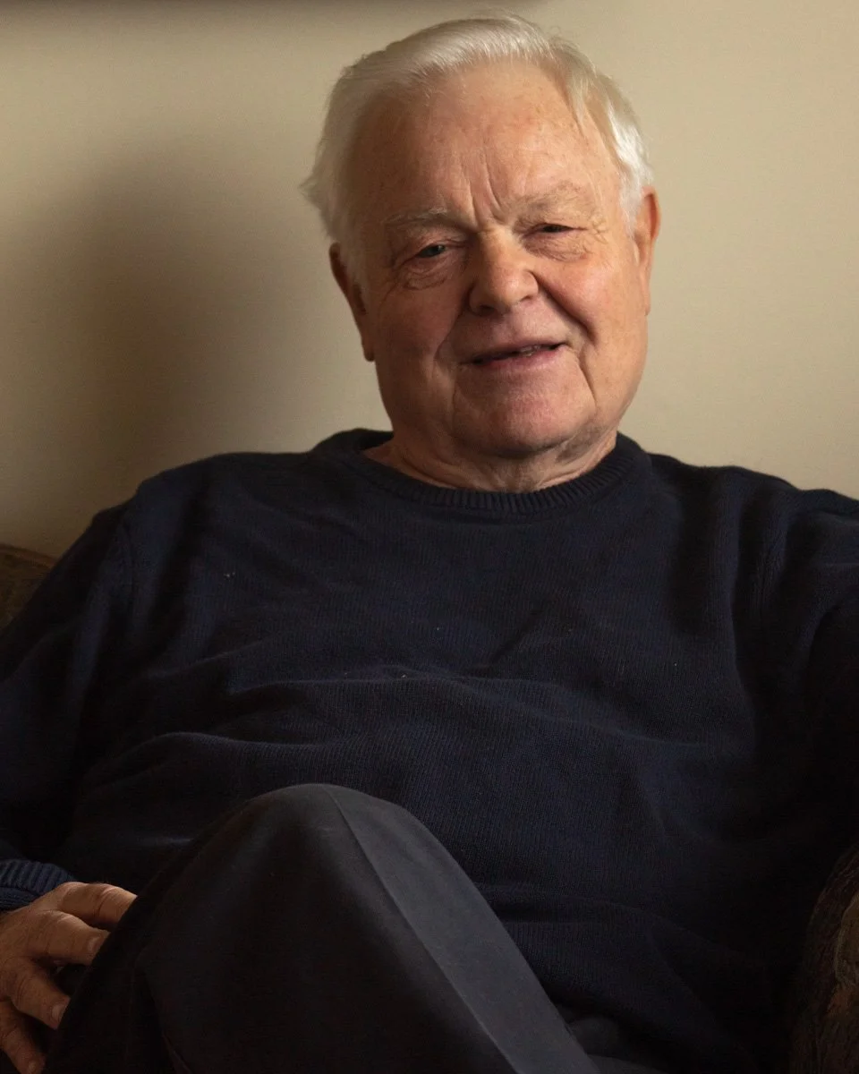 IAN BIO PIC 2 mouth open.jpg