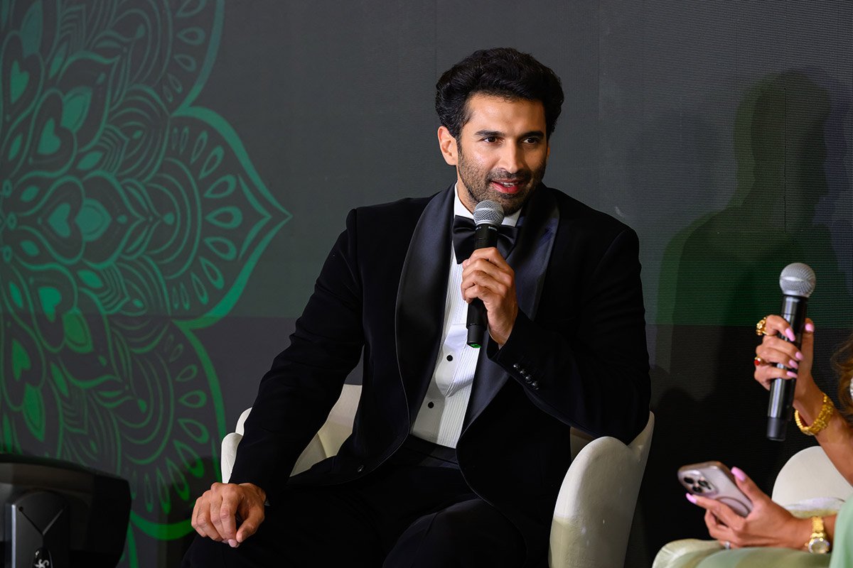 ©UPI-079-NZ8_2109.JPG