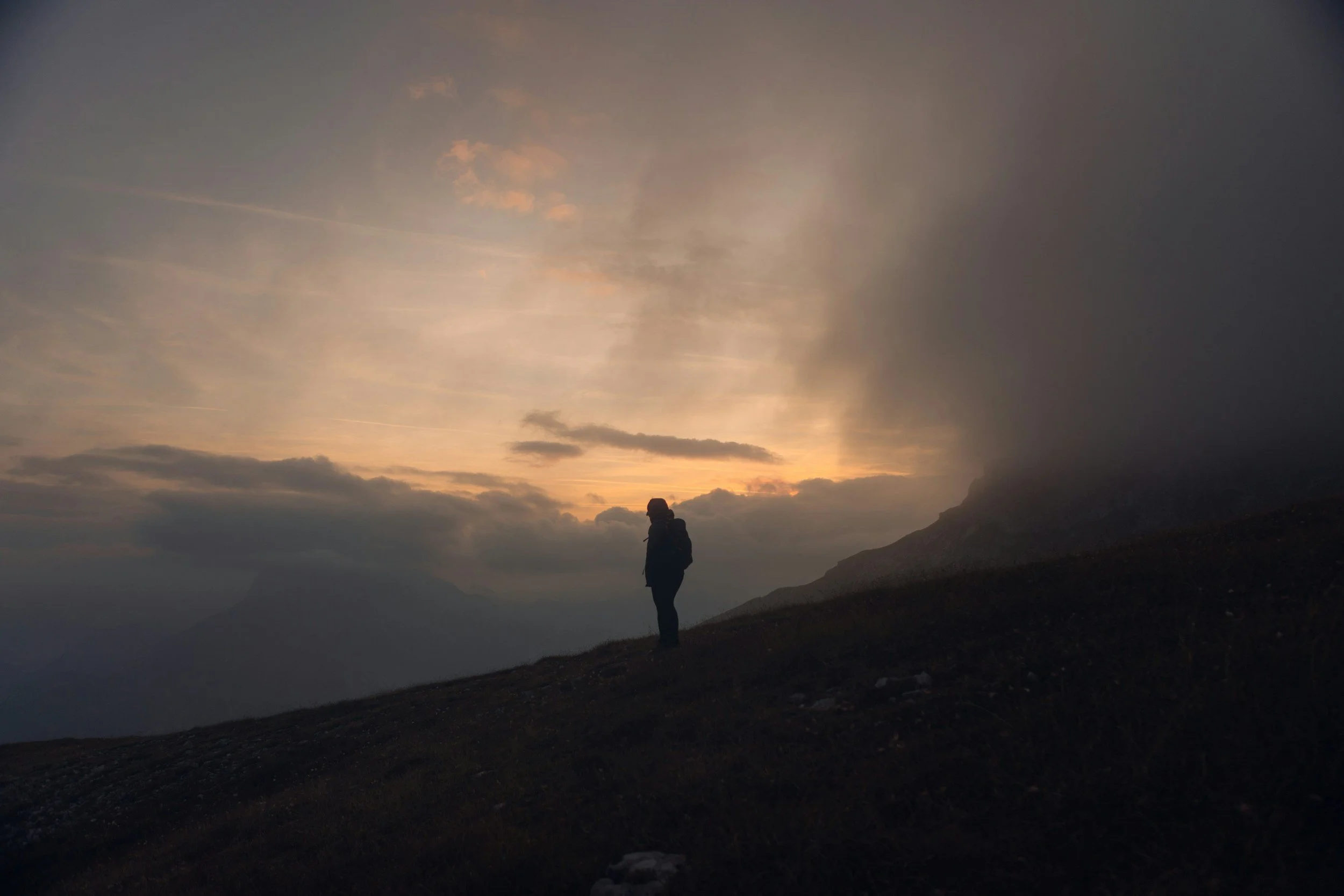 When Your Faith Falls Apart — And Why That Might Be a Good Thing