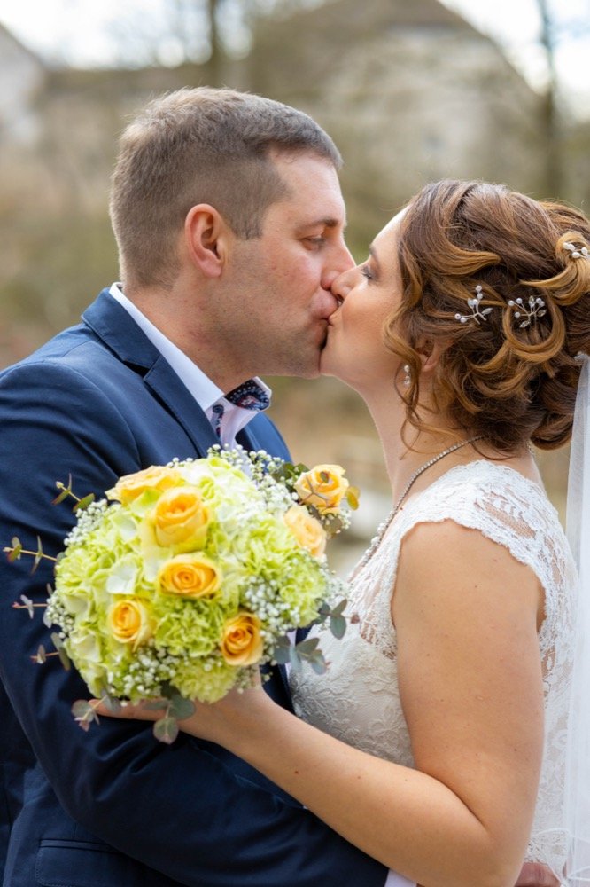 Das Brautpaar beim hochzeitsshooting