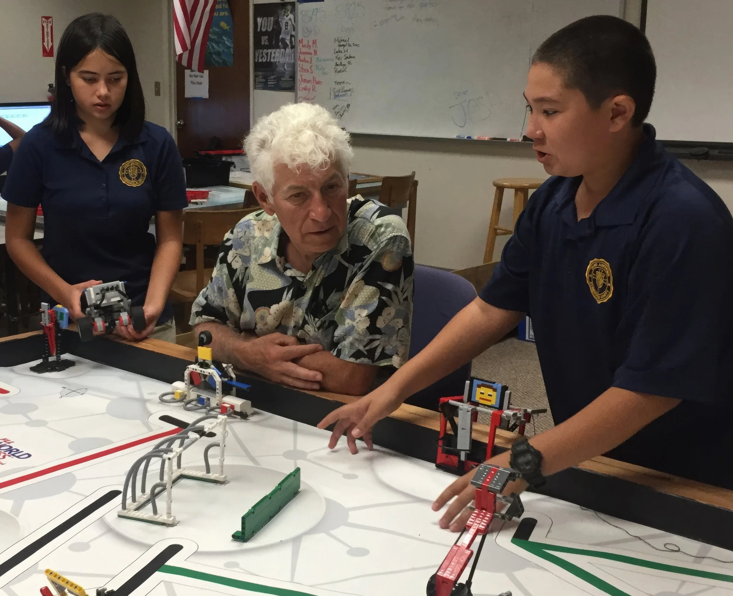 Michael at Maui HS robotics class