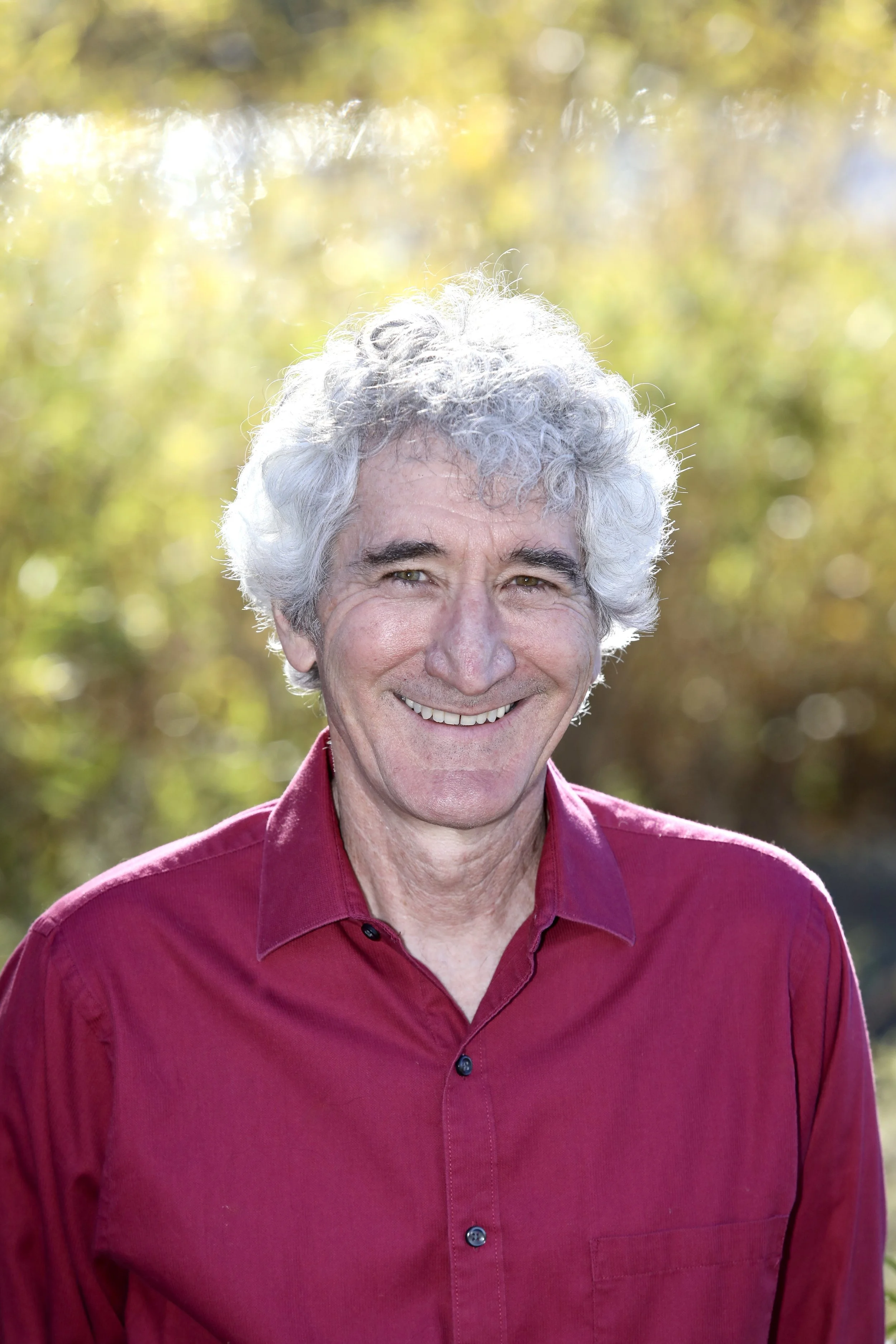 Tom Mac – guitar and vocals