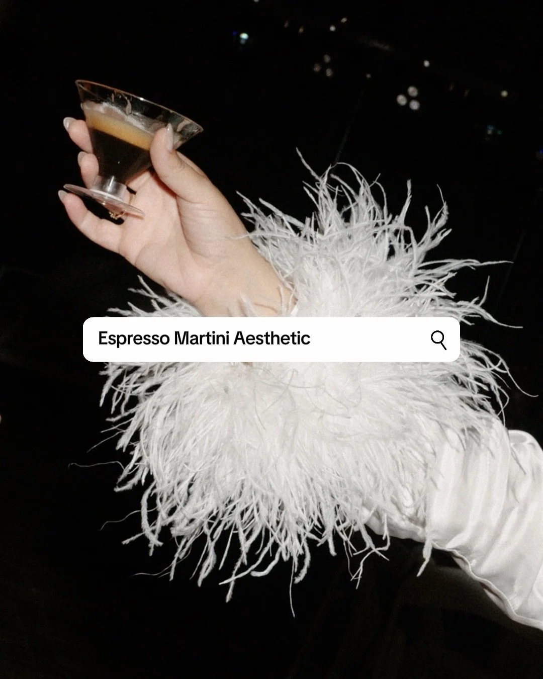 Did someone say espresso martinis?

When your venue has after party hours till 2 am, espresso martinis become essential. Are you adding to your wedding cocktail list?

Planning @tdahlgrenevents
Photo @sharonko_photo
Venue &amp; Catering @1880union
Fl