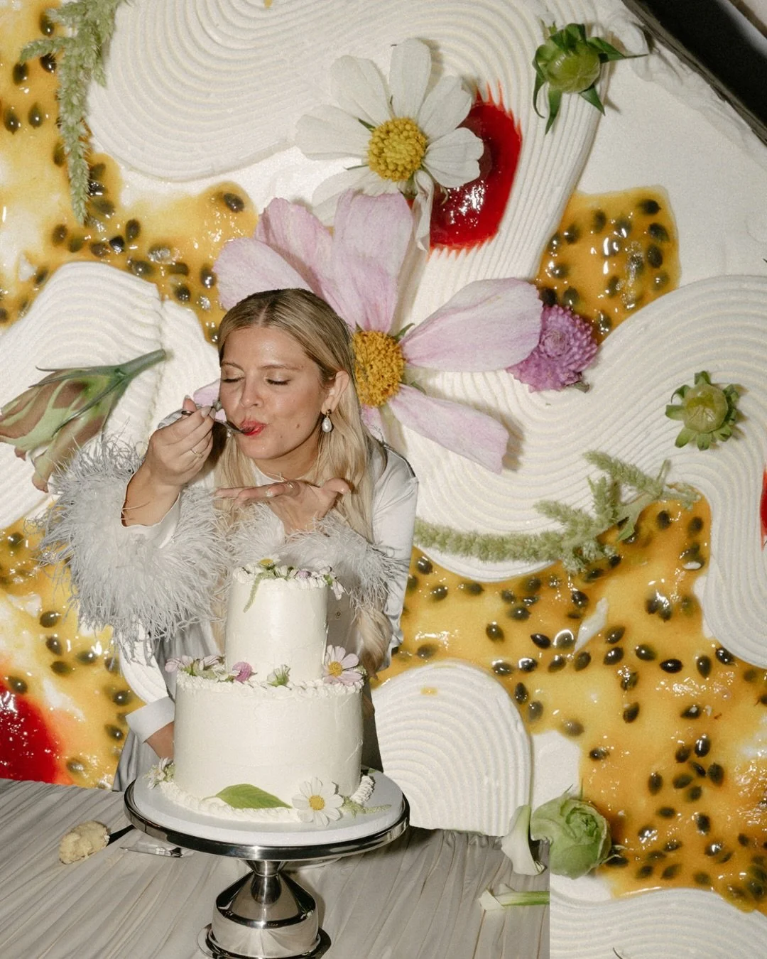 A cake so dreamy we made it a backdrop too ✨

Photo: @sharonko_photo 
Planning: @tdahlgrenevents 

#weddingcakeinspo #weddingvenue #weddingidea