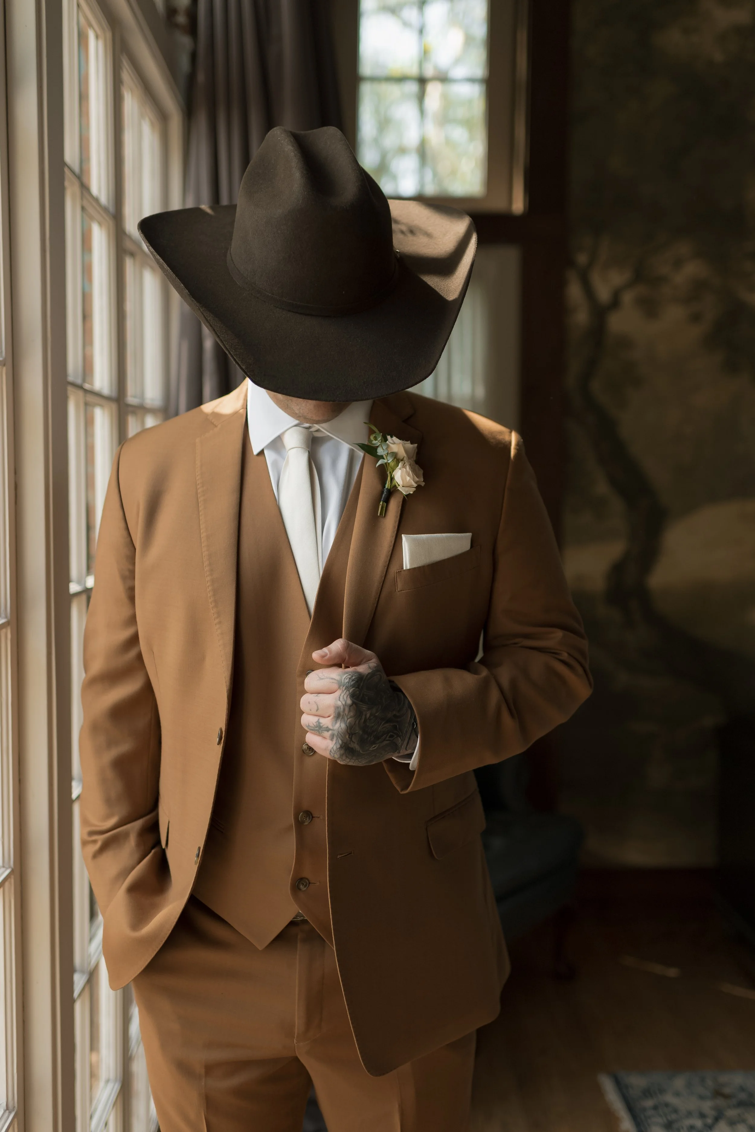 bethanyjoyphotography-G+A-GettingReady-159.jpg