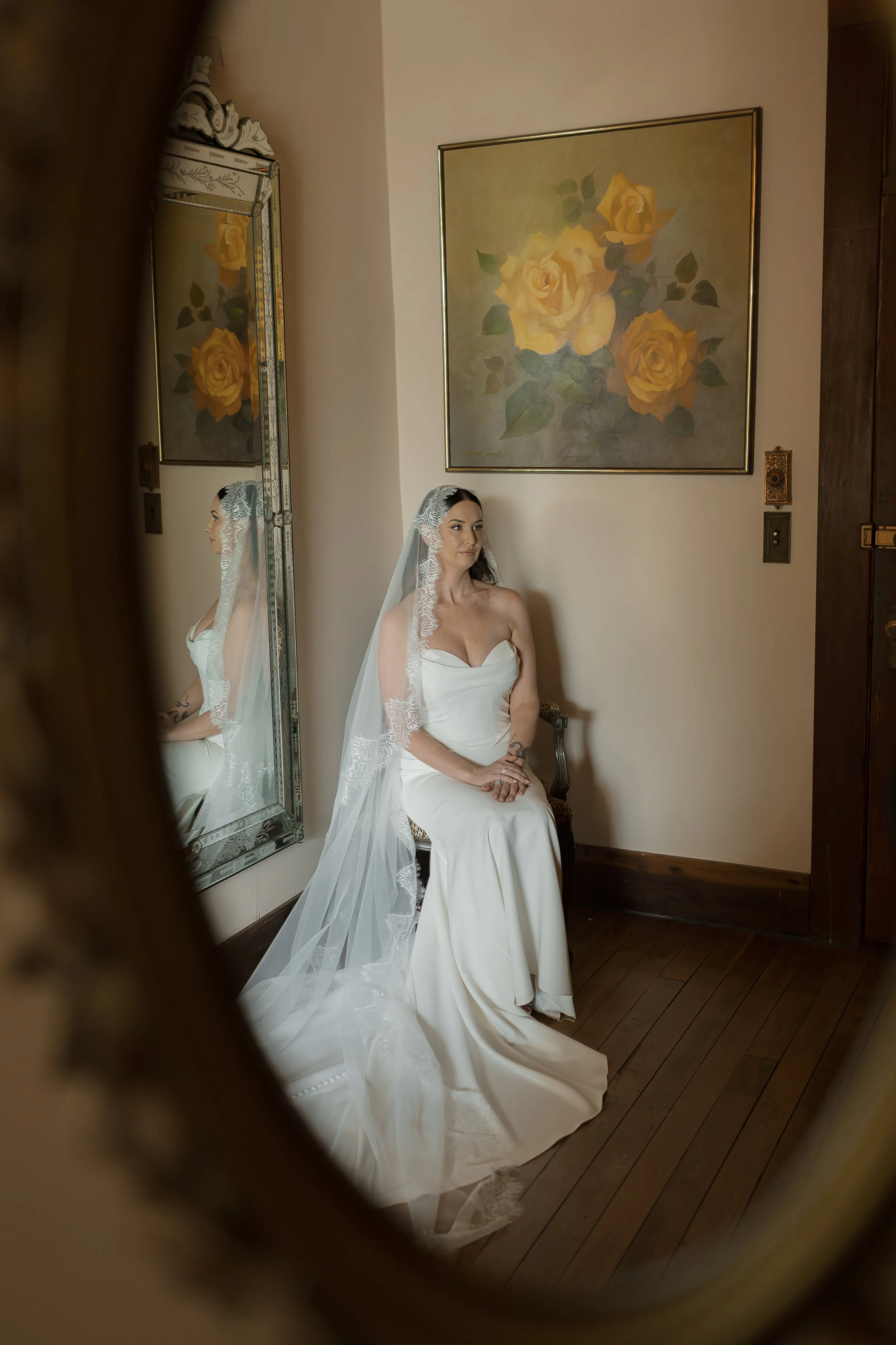 bethanyjoyphotography-G_2bA-GettingReady-150.jpg