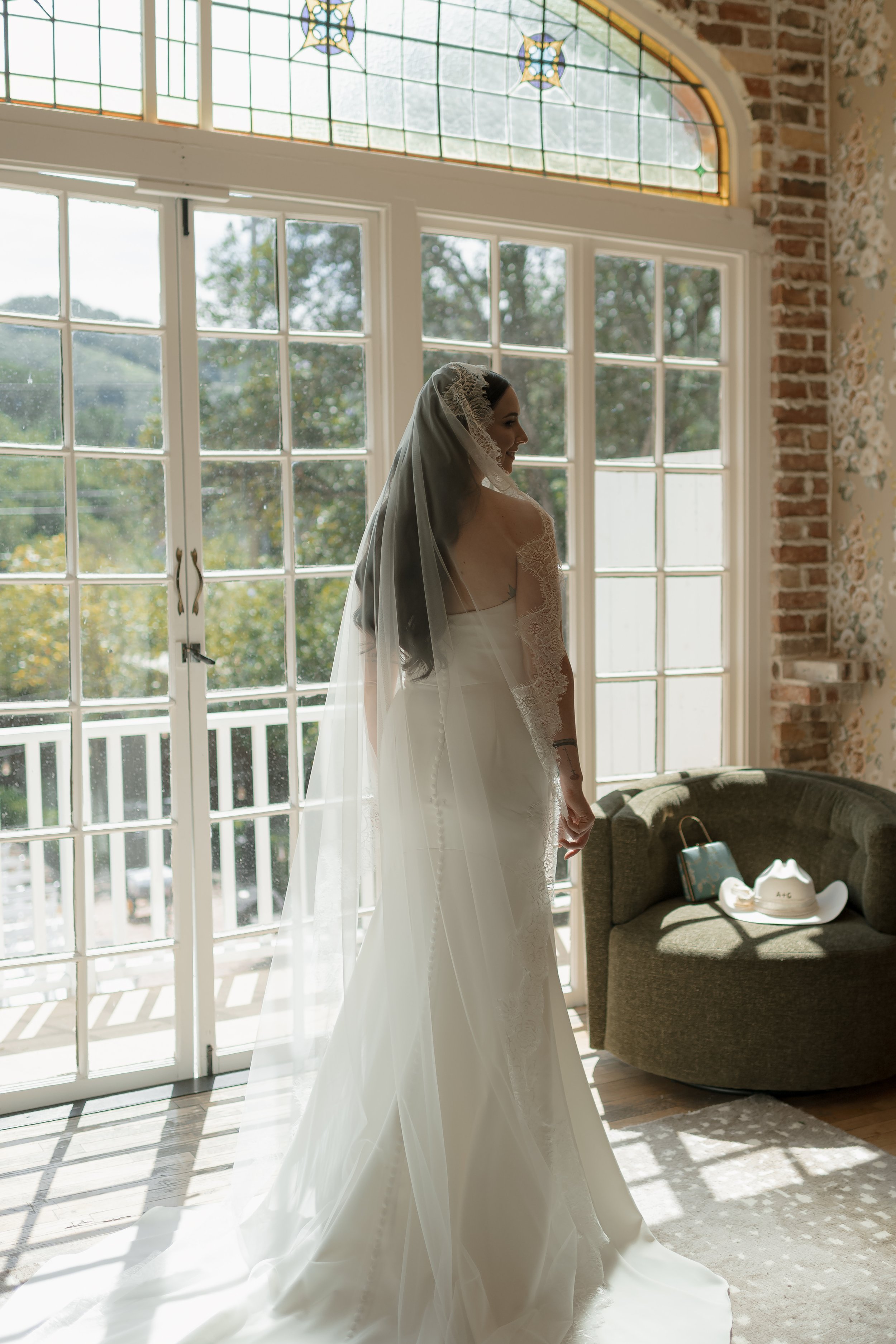 bethanyjoyphotography-G_2bA-GettingReady-120.jpg