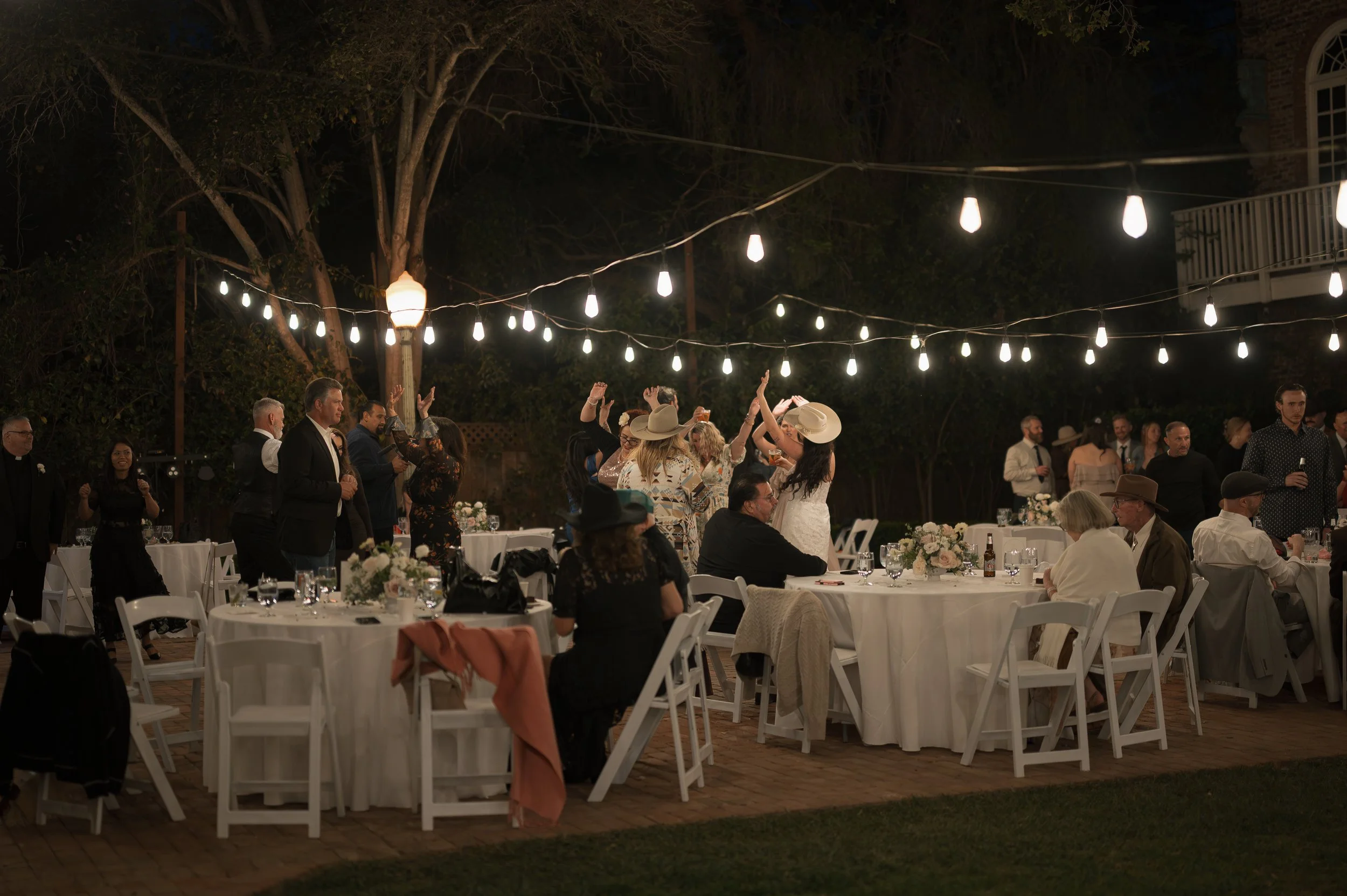bethanyjoyphotography-G_2bA-Reception-395.jpg