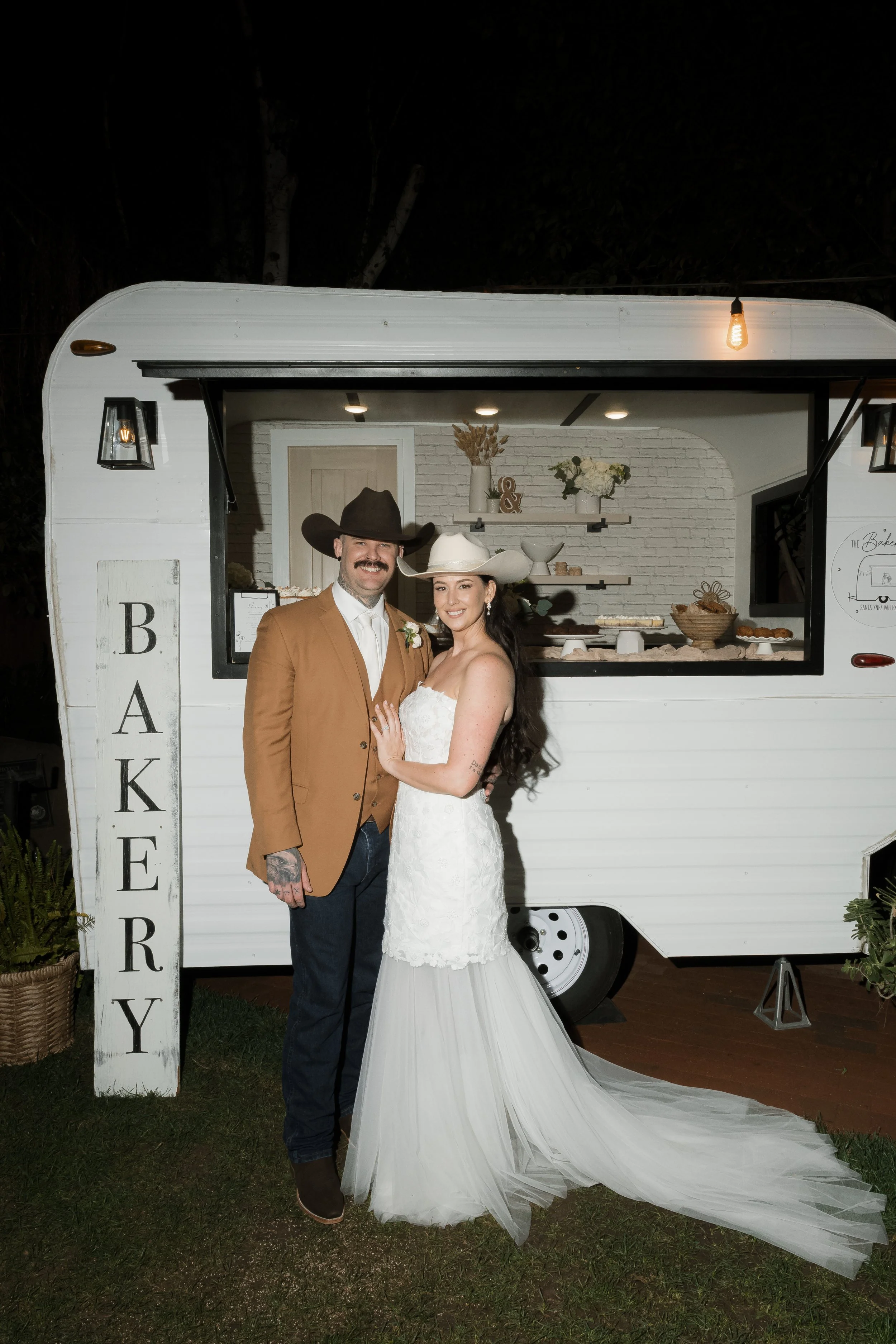 bethanyjoyphotography-G_2bA-Reception-428.jpg