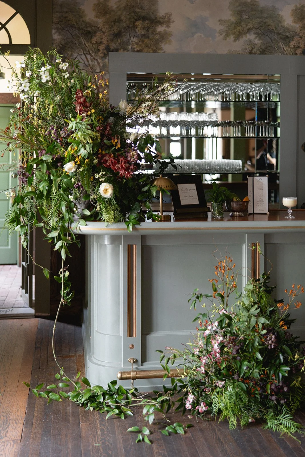 1880 Union Hotel Lobby bar, the perfect spot for a cocktail party (photography credit: Isle of Film)