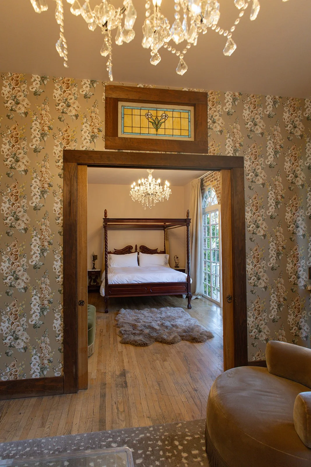1880 Union guest room