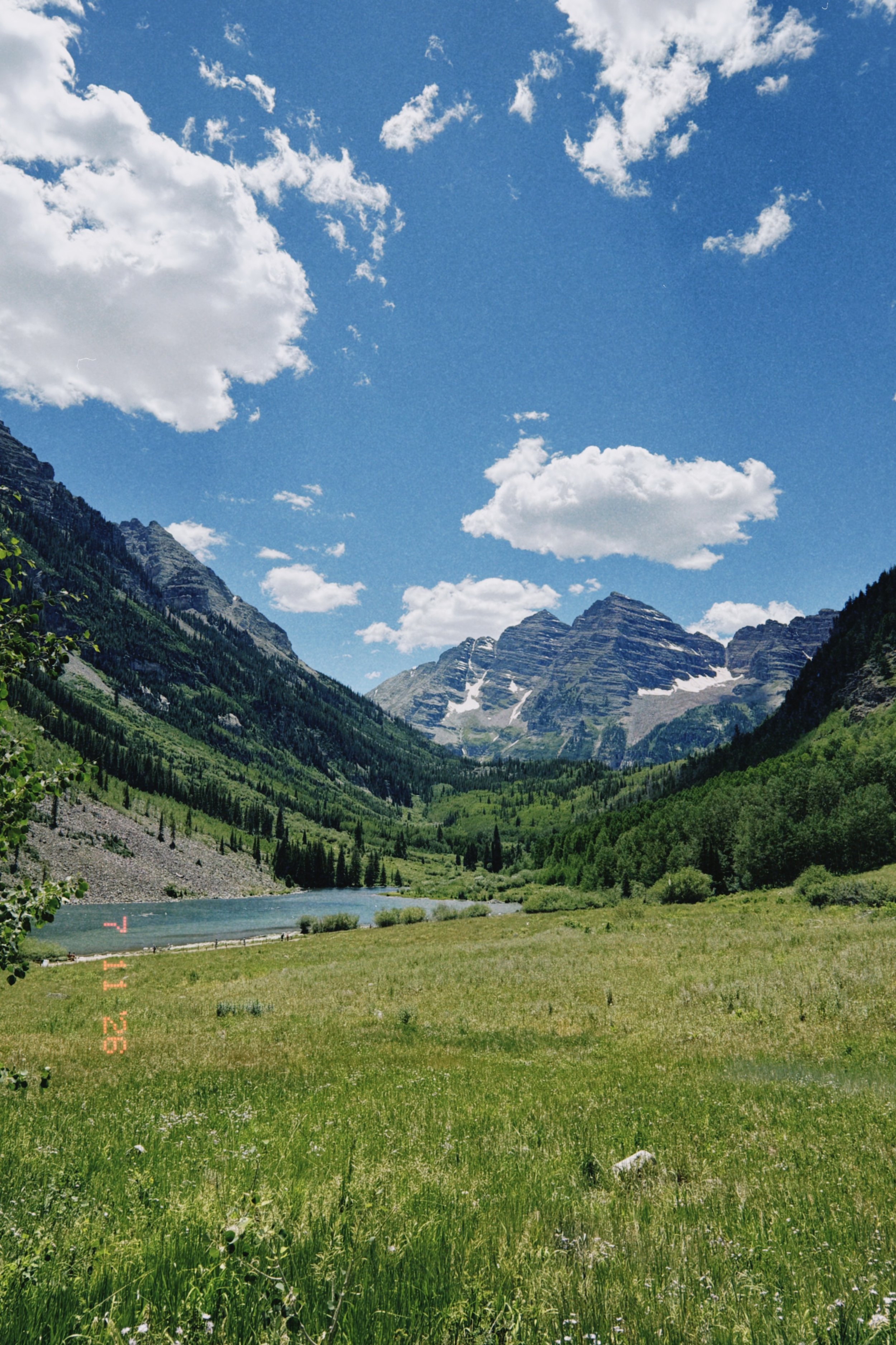 aspen-snowmass-family-hiking-maroon-bellsdclassic 2026-07-13 0930560A836E62991A.jpg