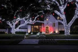 River Oaks Homes at Christmas — Houston’s Most Enchanting Holiday Address