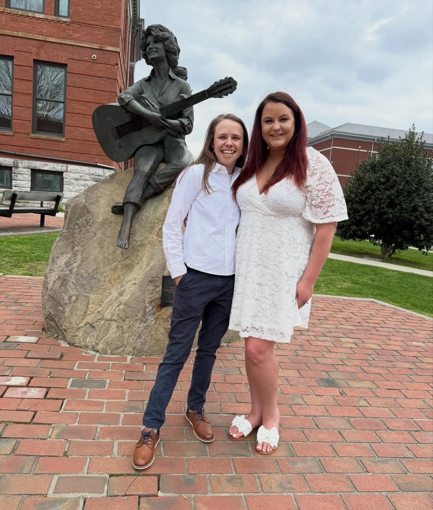 Katelyn + Christina 

Their love was so genuine and radiant, and they both looked absolutely stunning on their special day.
Saying “I do” in front of the Downtown Dolly Parton statue made for such a fun and meaningful ceremony 
