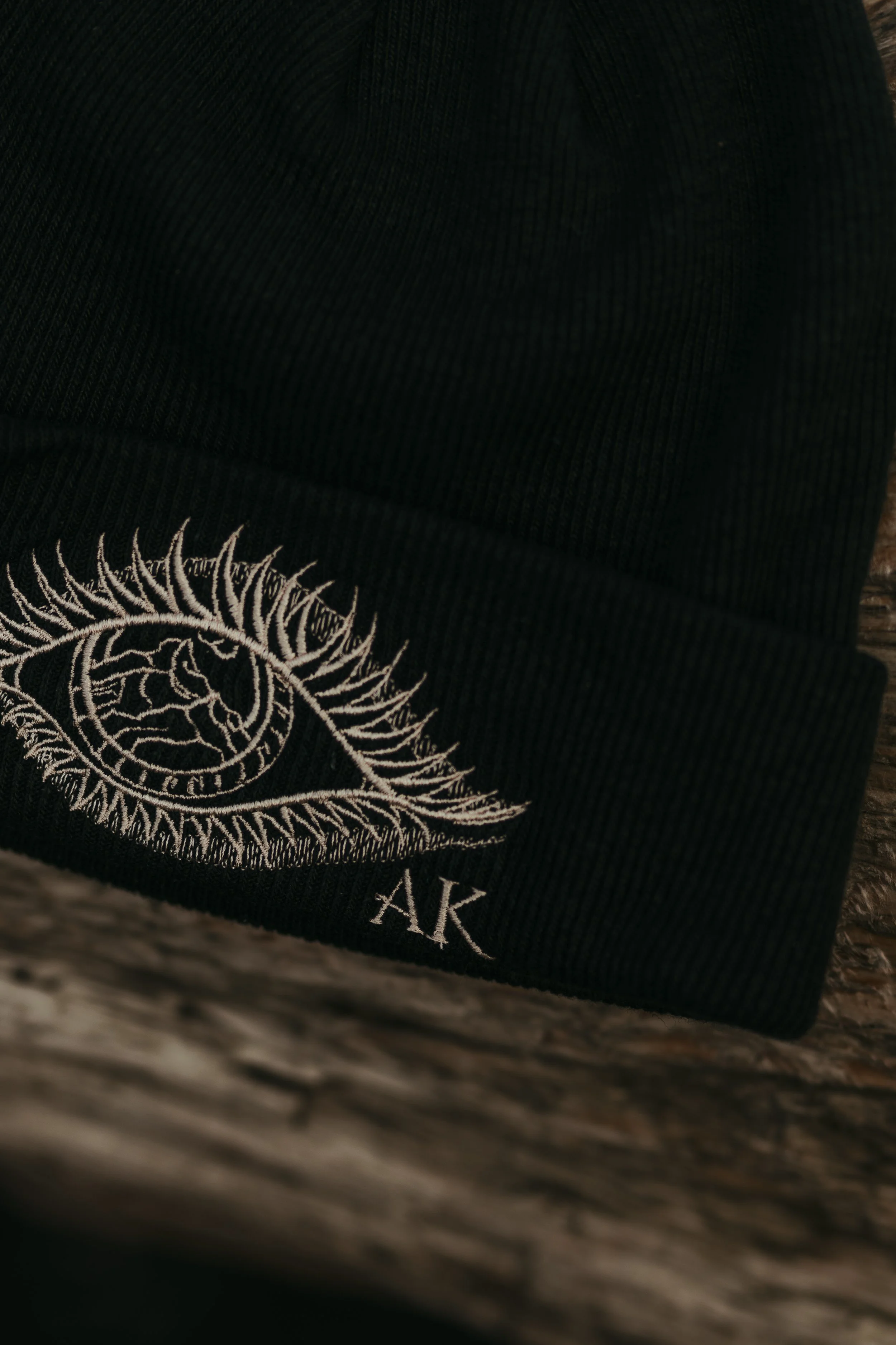 SR_Beanie_Black_01.jpg