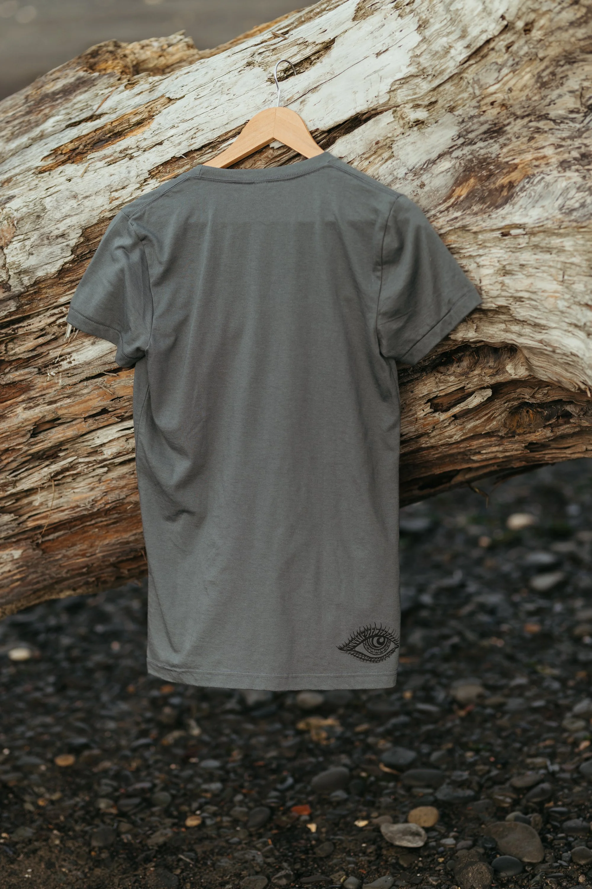 elemental-fitted-tee-grey-boatneck-elemental-eye-back-01.jpg