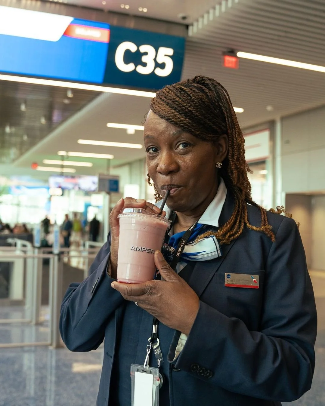 Breaking news:
Planes are touching down early because the crew wants Ampersand.
We apologize for the delicious inconvenience.

Find us at DFW Terminal C.

#DFWAirport  #DFWTraveler  #AirportCoffee  #TravelDayEssentials  #TerminalC  #TravelTexas  #Cof