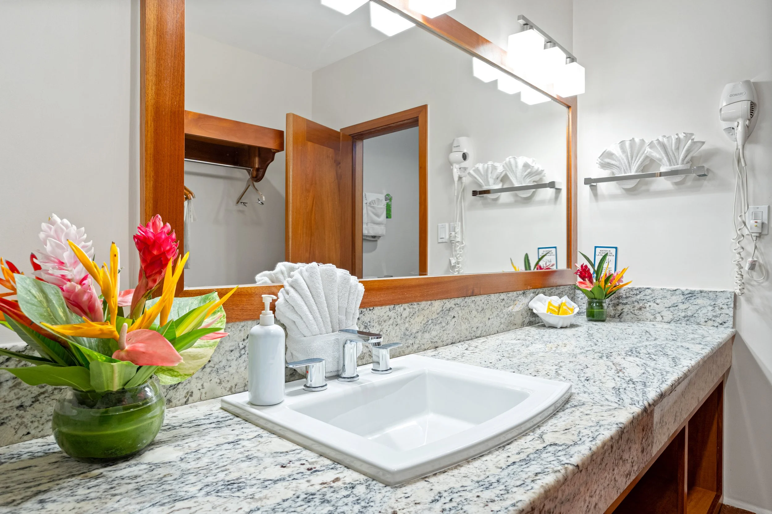 Sunbreeze Hotel Bathroom.jpg