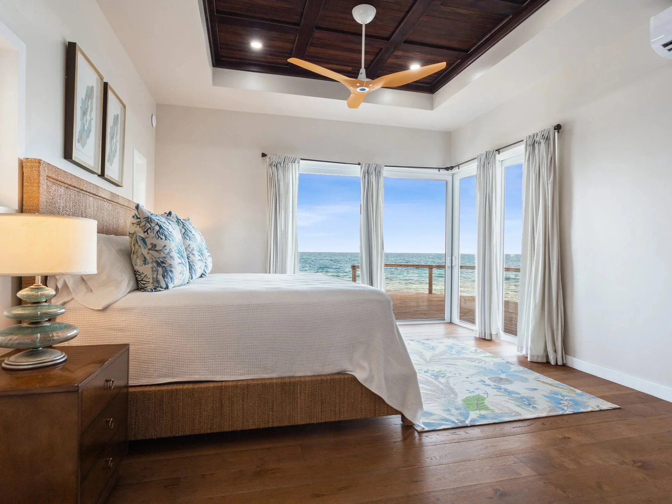 Ray Caye Villa Room 2.jpg