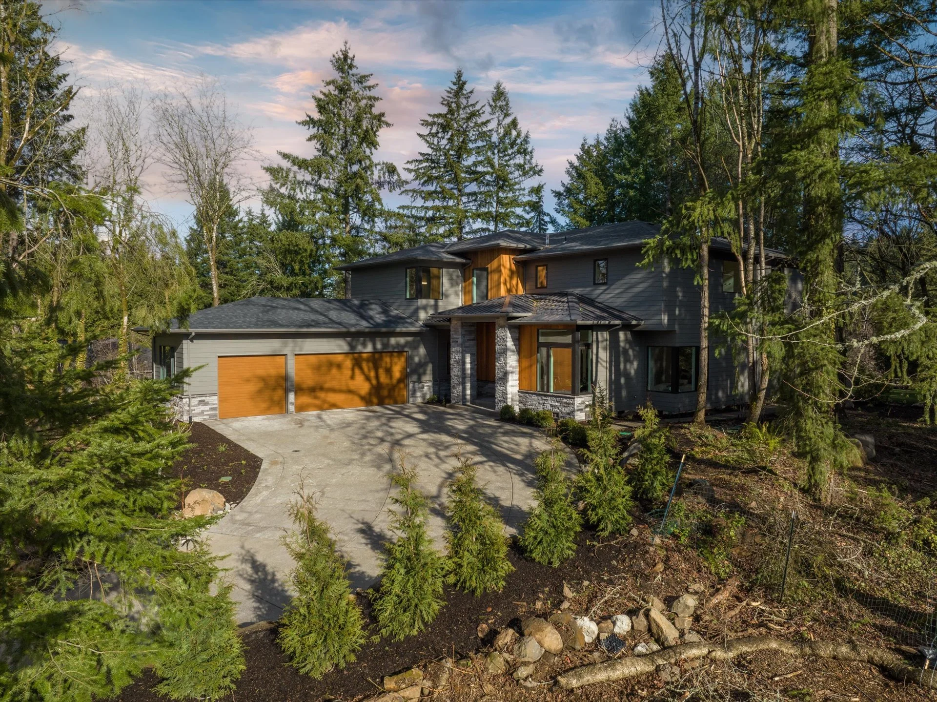 05-17930 Kelok Rd-5.jpg