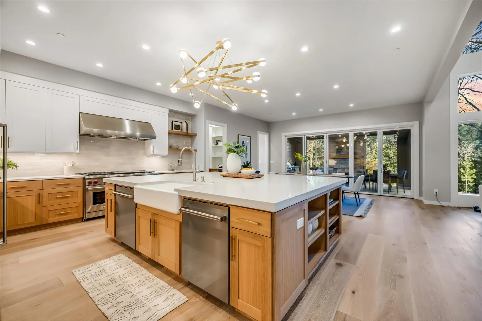 32-17930 Kelok Rd-32.jpg