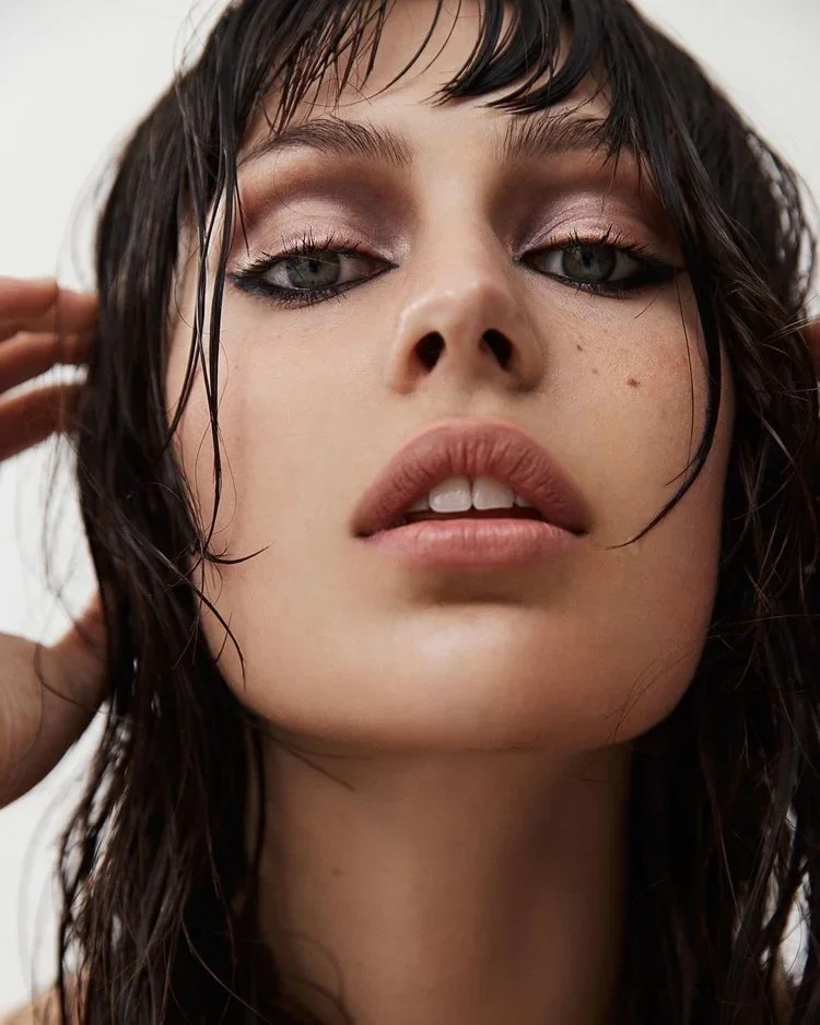 007_AIMIE FIEBIG-EDITORIAL.webp