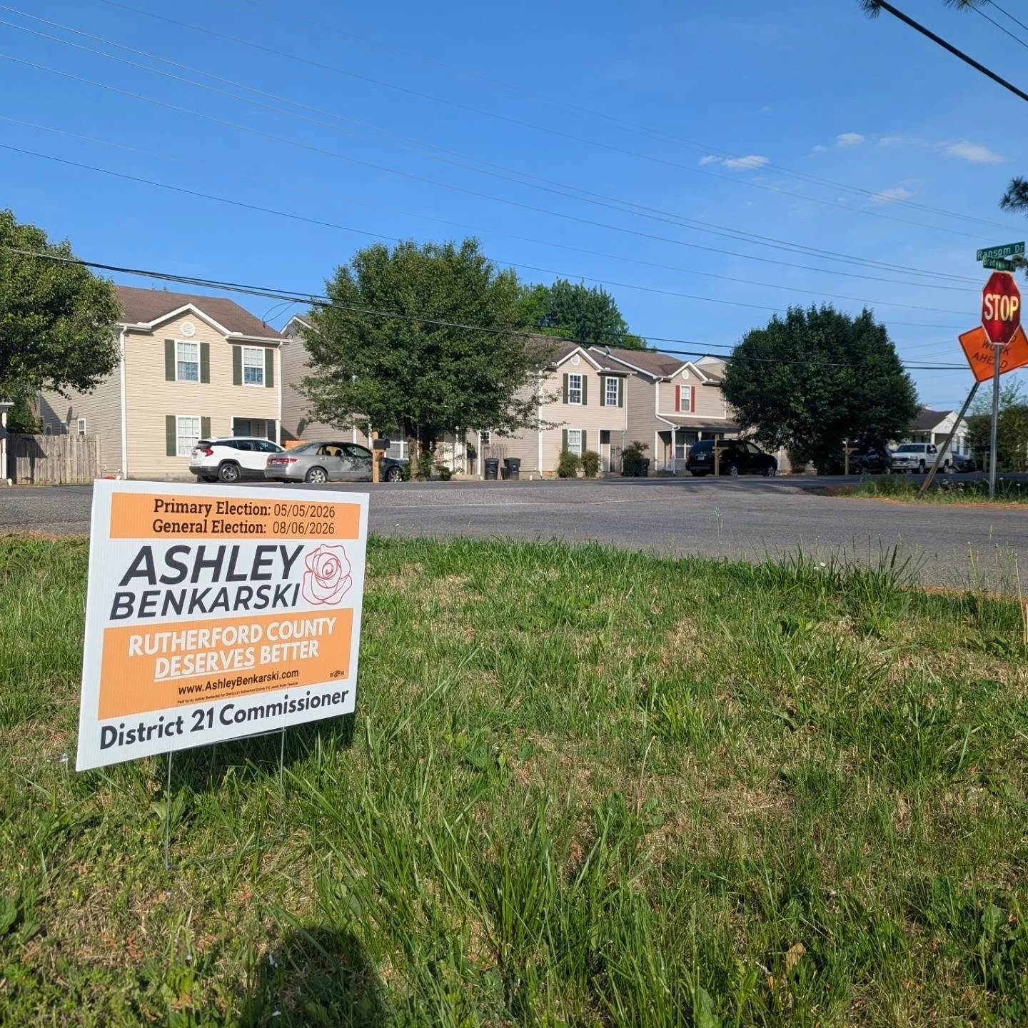 5 more signs out in District 21! LFG 🔥🔥🔥