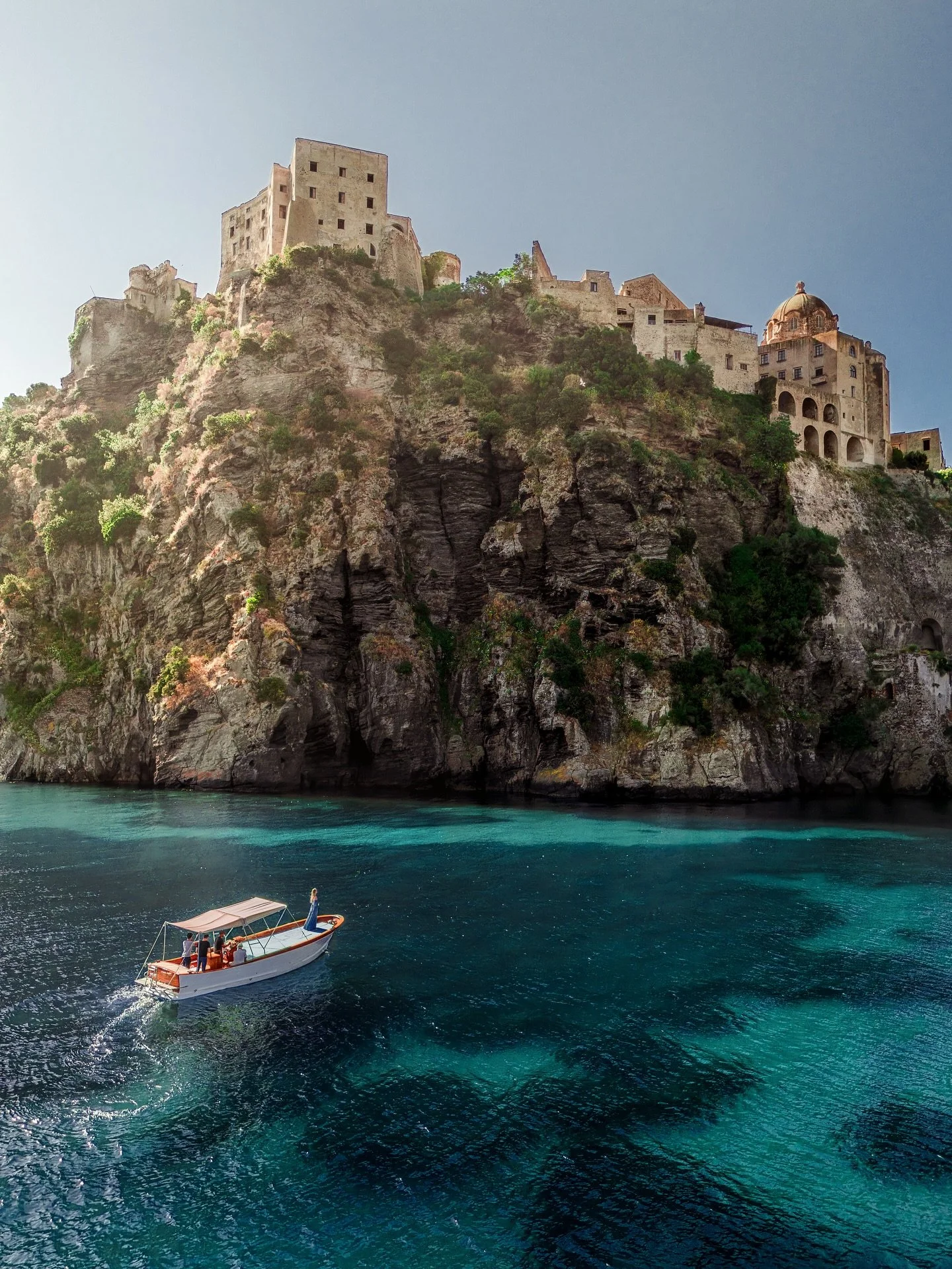 If the adventure ahead doesn&rsquo;t stir something within you, then it&rsquo;s probably not big enough.
.
Exploring this hidden gem, the Italian island of Ischia, with @hotelvilladurrueliresortischia
.
🧍&zwj;♀️- @agirlwhoblooms 
.
#italy #italia #d