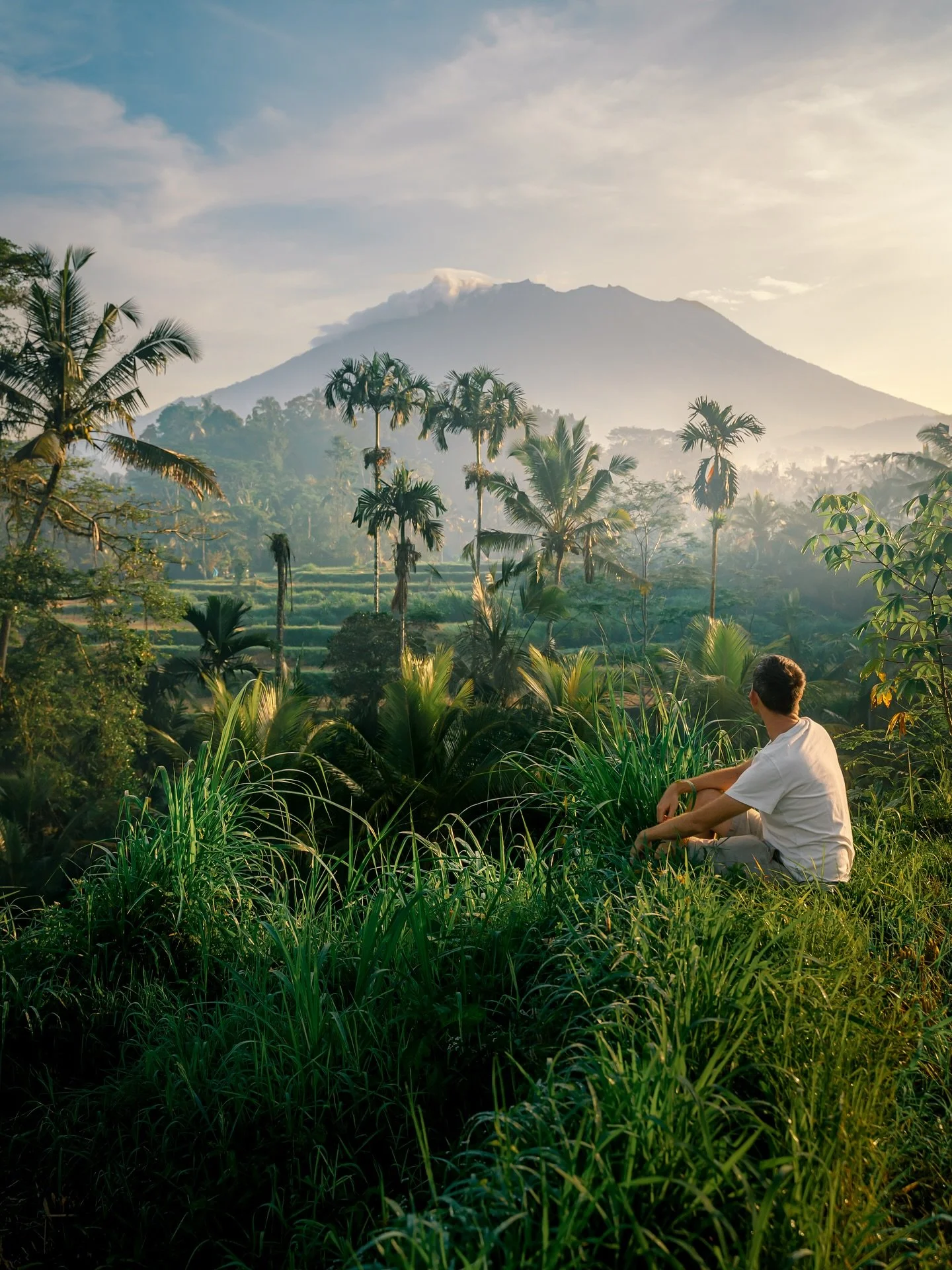 Beautiful moments in beautiful places.
.
I feel incredibly lucky to have lived in Bali for the past 6+ years. I first arrived in Indonesia with the intention of staying only a few months before moving on in search of something somewhere. But this isl