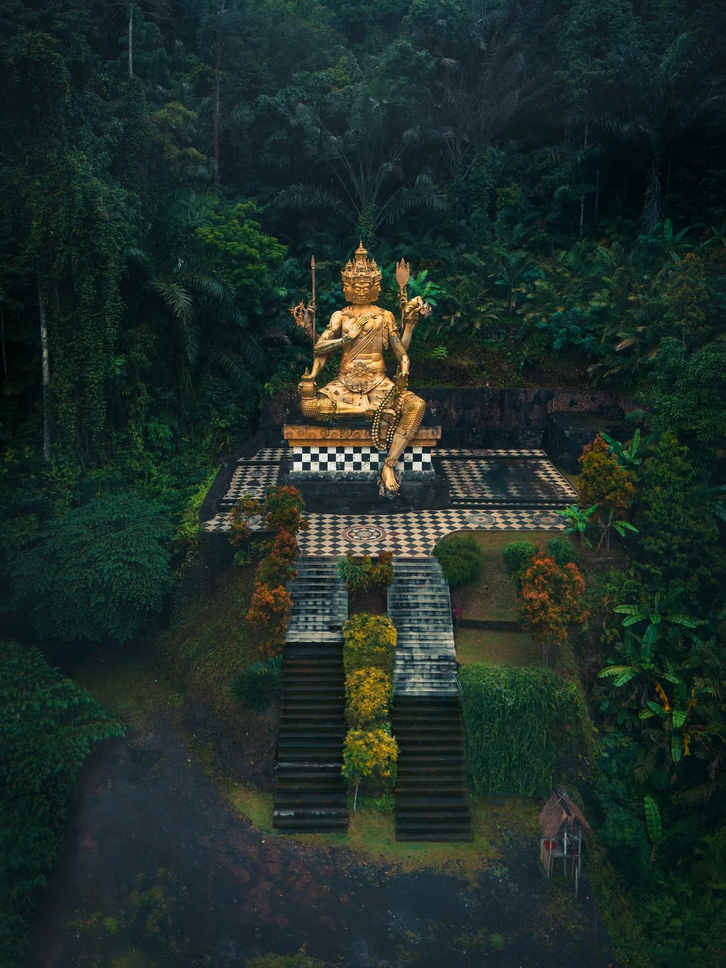 I love taking unplanned detours. You never know what you might find and sometimes the best discoveries come from taking a different route. I caught a glimpse of this statue through the trees, pulled over, and let curiosity take over. I love that Bali