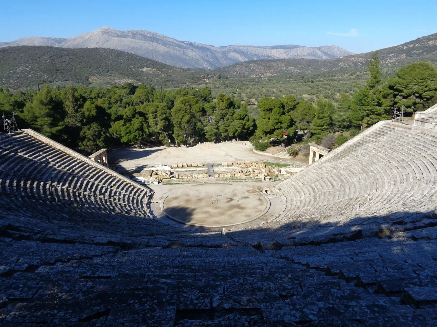 theatro_sait.jpg