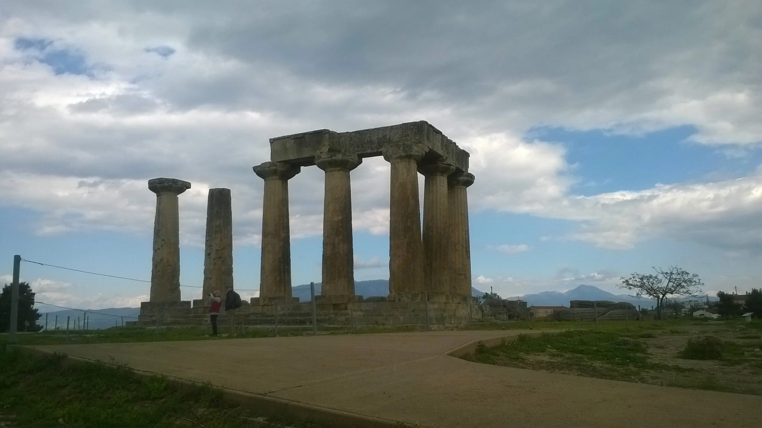 3.temple_of_apollo.jpg