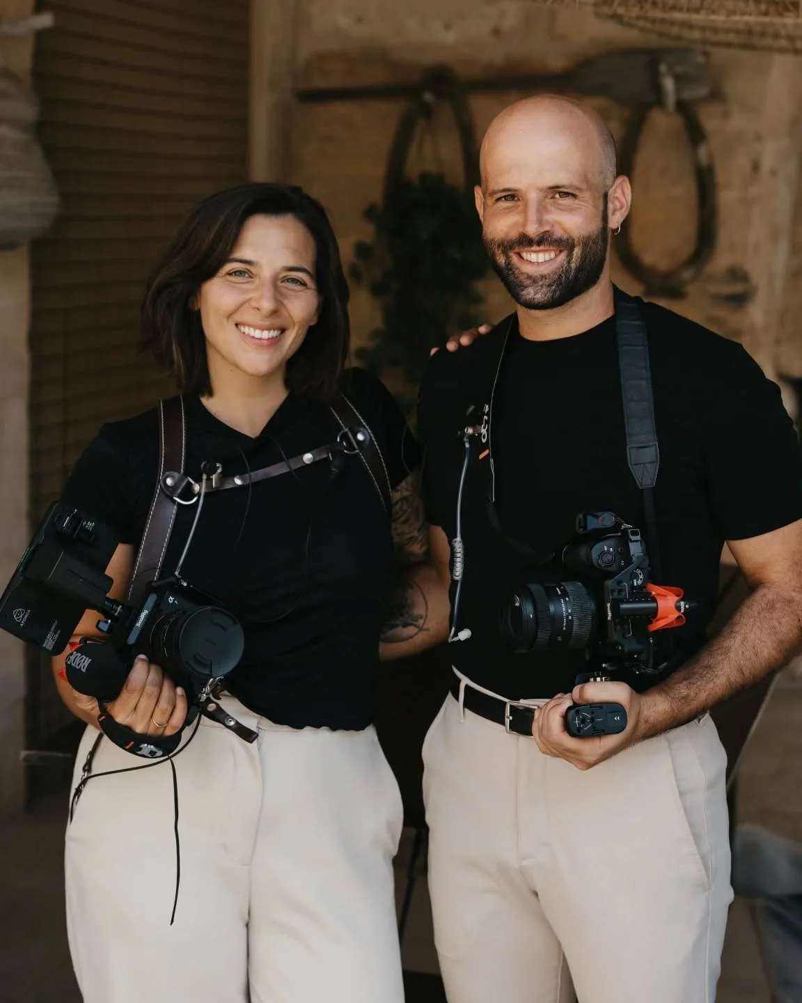Hey, it&rsquo;s us, Paz &amp; Pep Llu&iacute;s 🤍

A couple of wedding filmmakers in love with what we do. We turn real stories into cinematic films, moved by authenticity, connection and emotion.

We care about your story as much as you do, and we&r