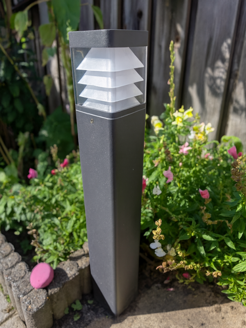 ad_garden_light_no_white_sides.png